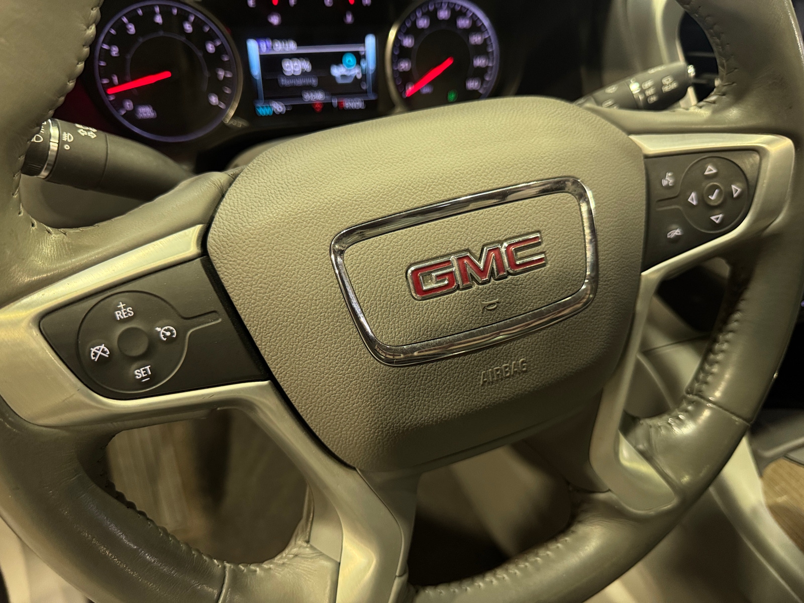 Thumbnail: 2018 GMC Acadia - 5