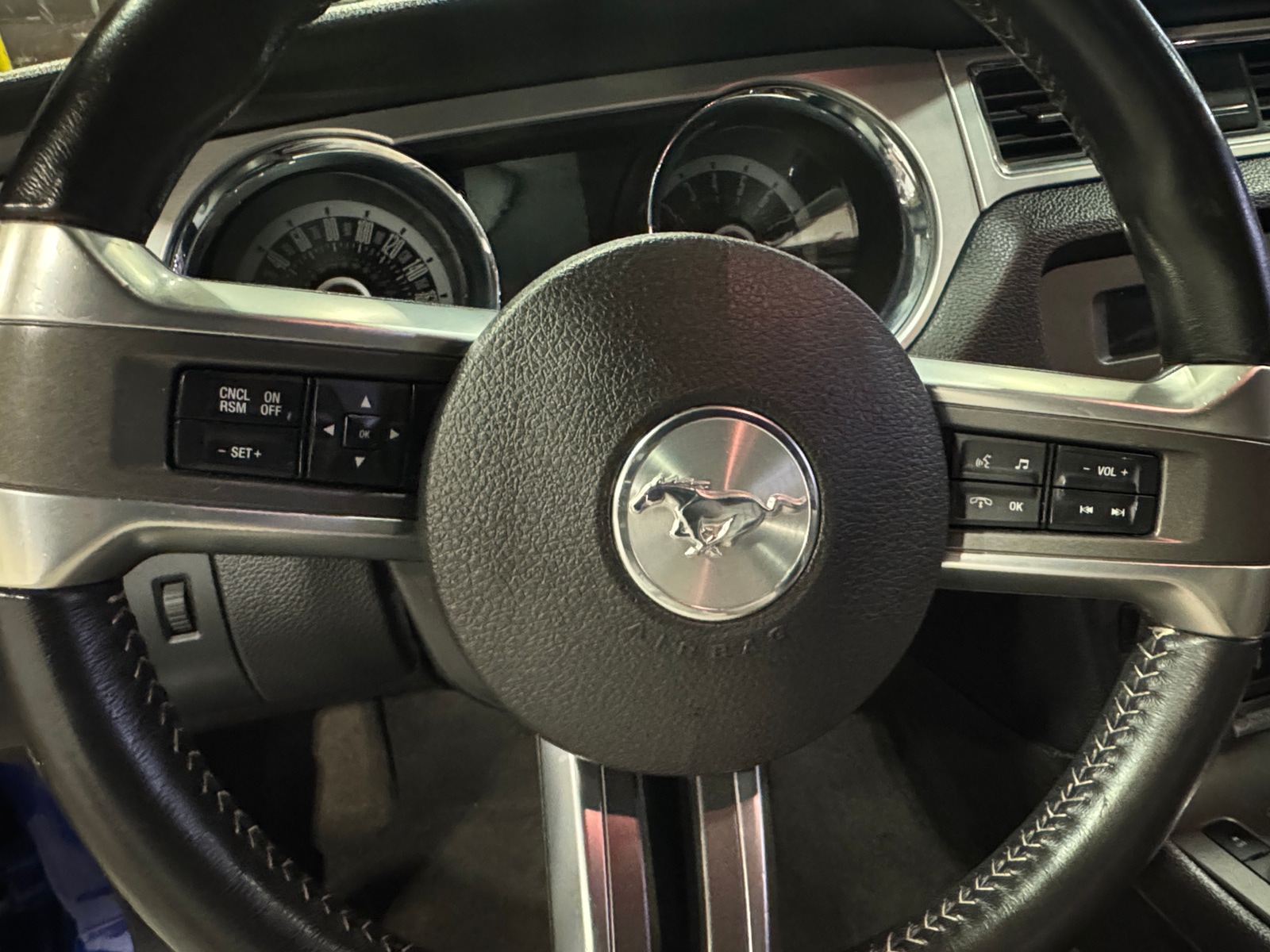 Thumbnail: 2013 Ford Mustang - 4