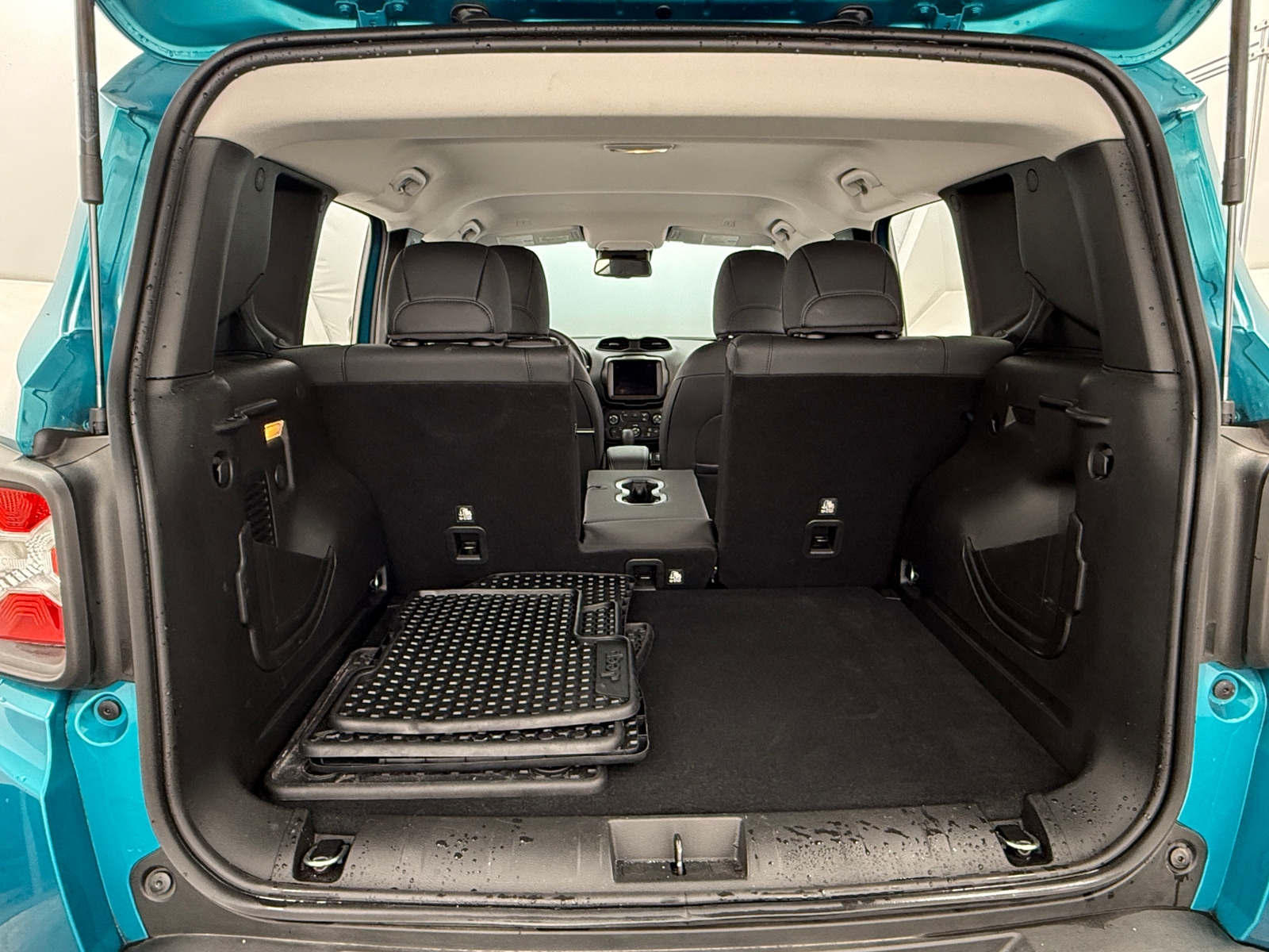 Thumbnail: 2022 Jeep Renegade - 6