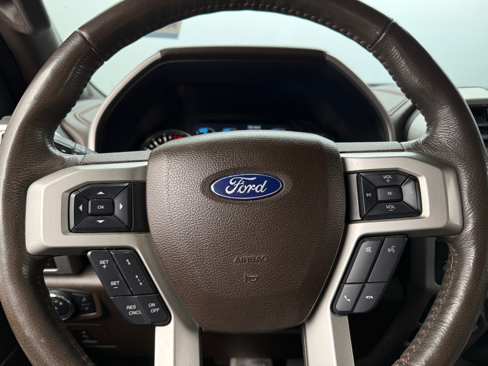 Thumbnail: 2017 Ford Econoline - 4