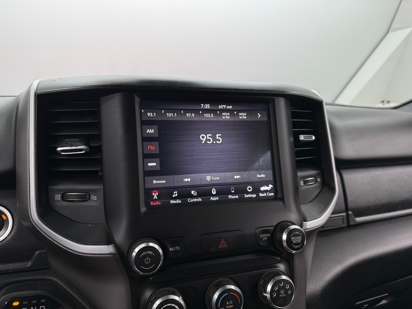 Thumbnail: 2019 RAM 1500 - 4