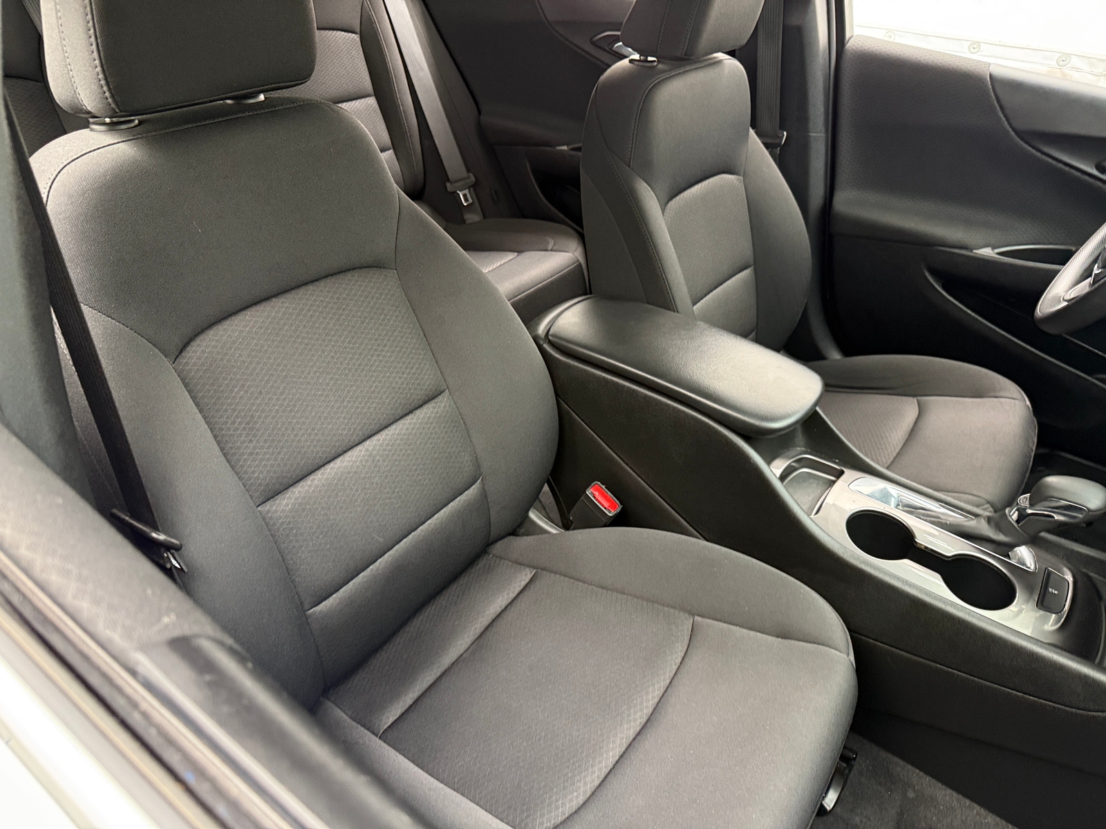 Thumbnail: 2021 Chevrolet Malibu - 2