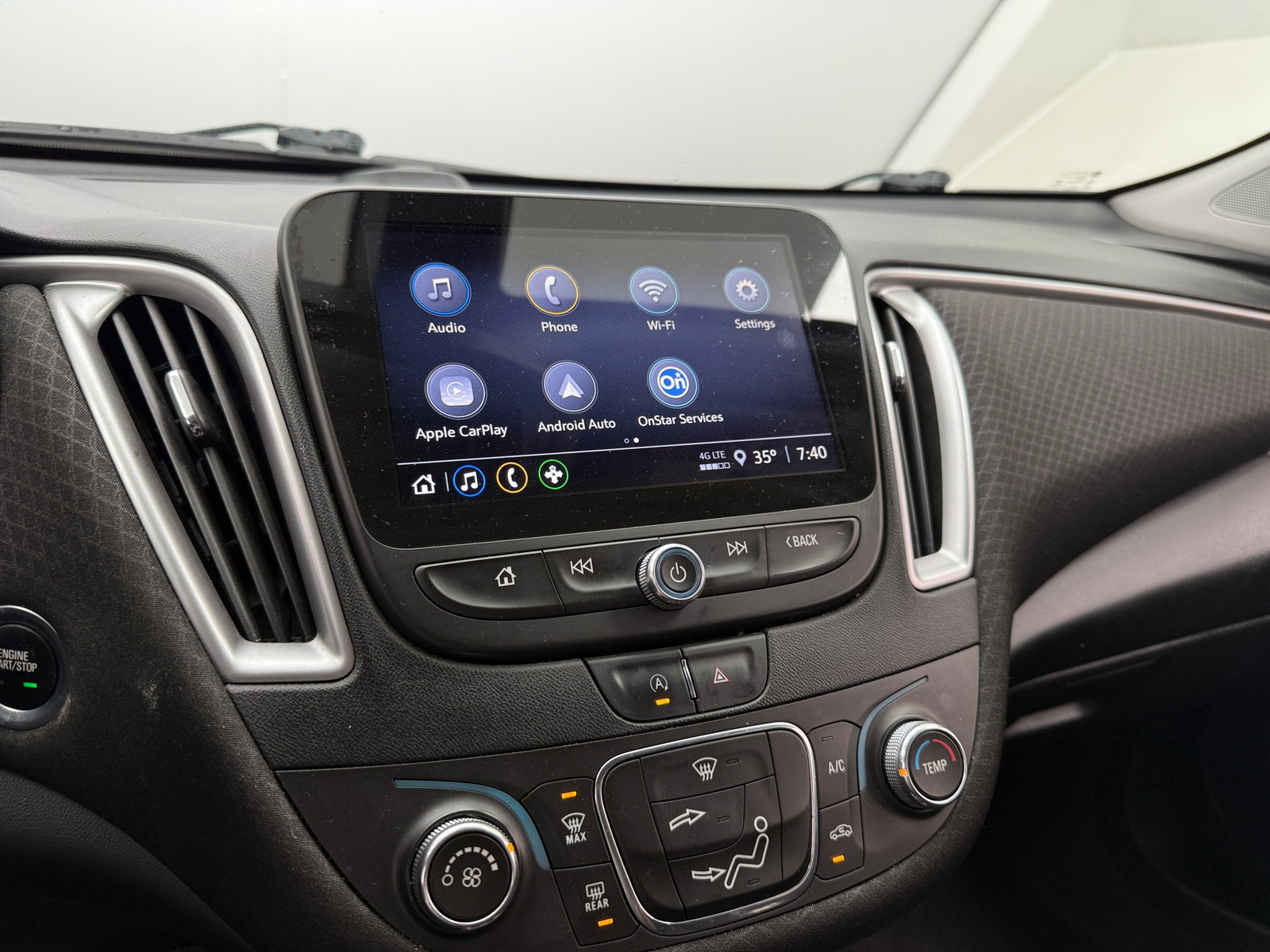 Thumbnail: 2021 Chevrolet Malibu - 4