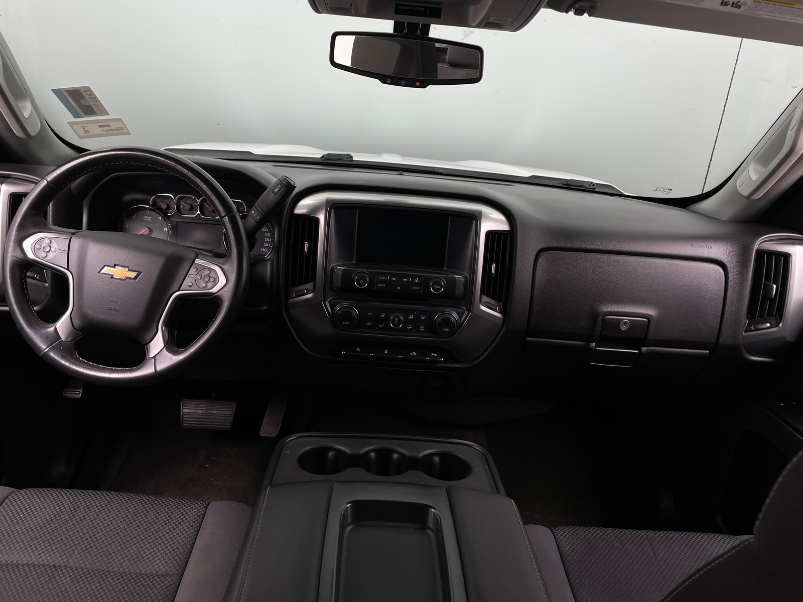 Thumbnail: 2018 Chevrolet Silverado 1500 - 3