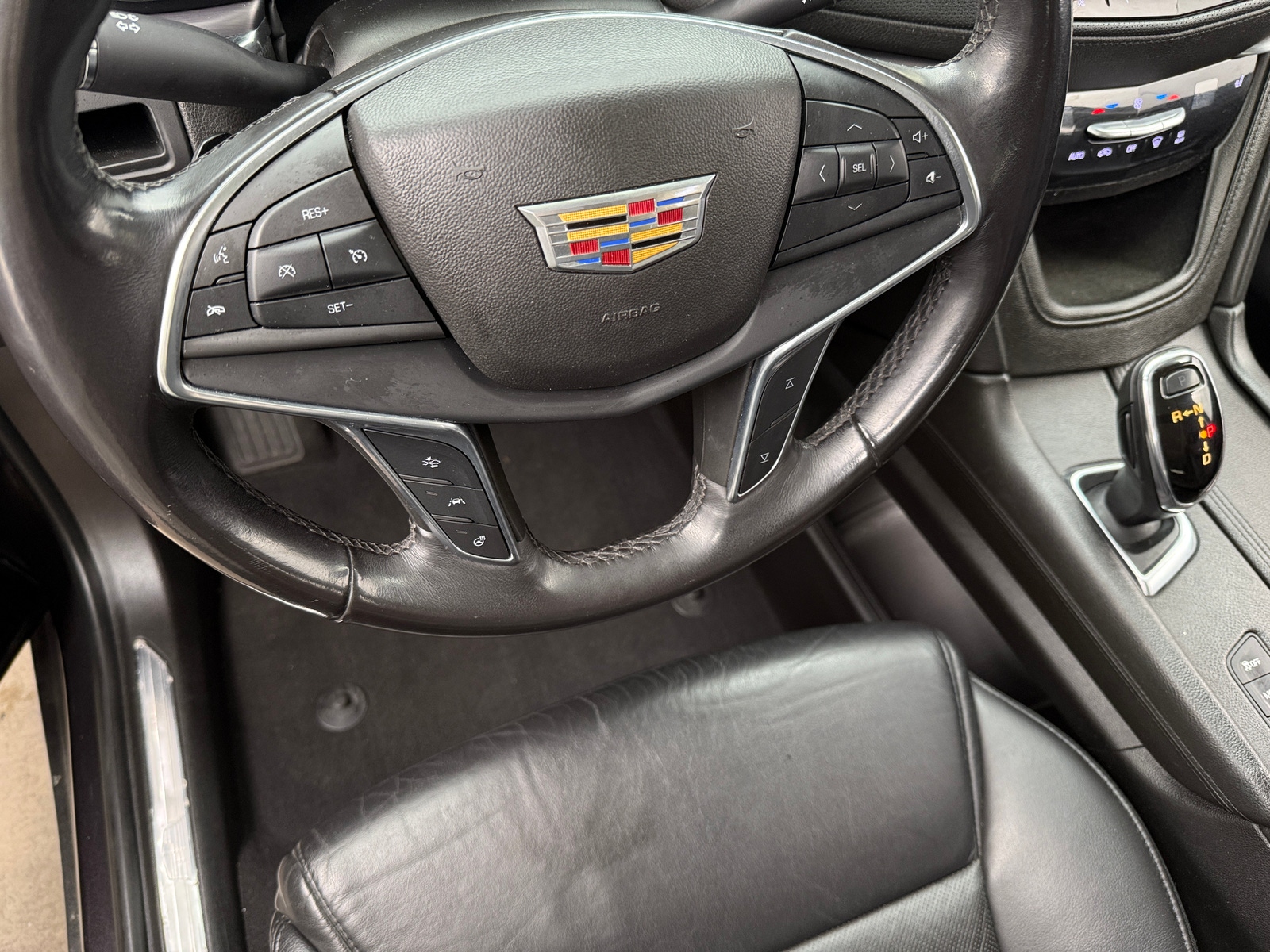 Thumbnail: 2018 Cadillac XT5 - 4