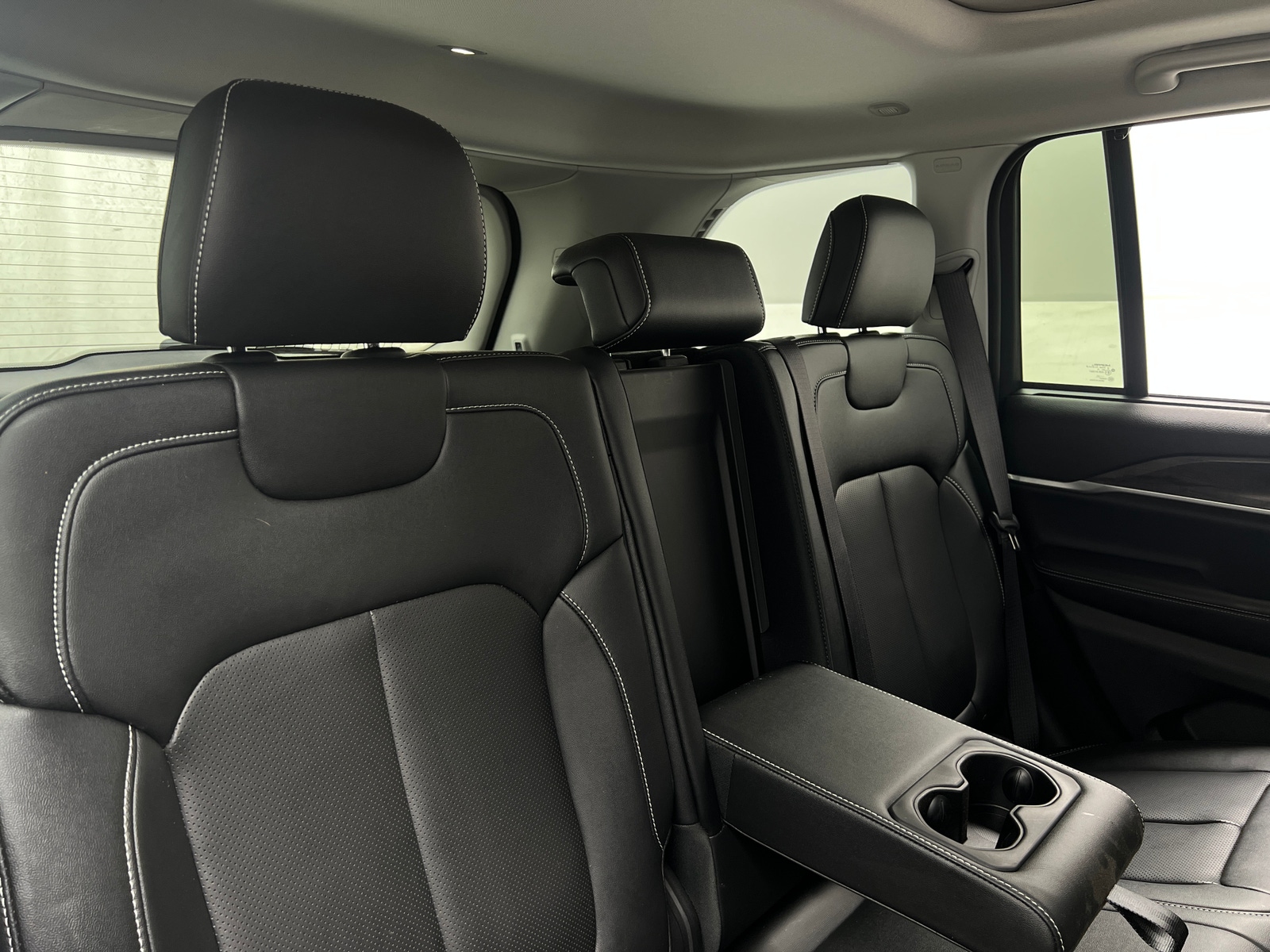 Thumbnail: 2023 Jeep Grand Cherokee - 5