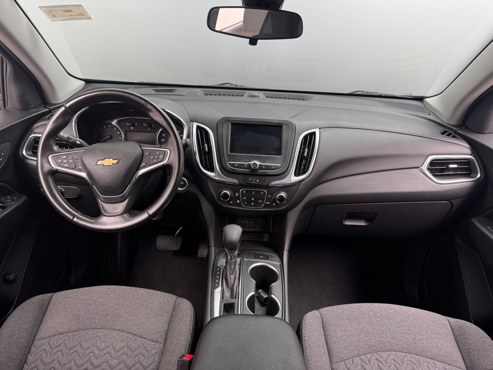 Thumbnail: 2022 Chevrolet Equinox - 3