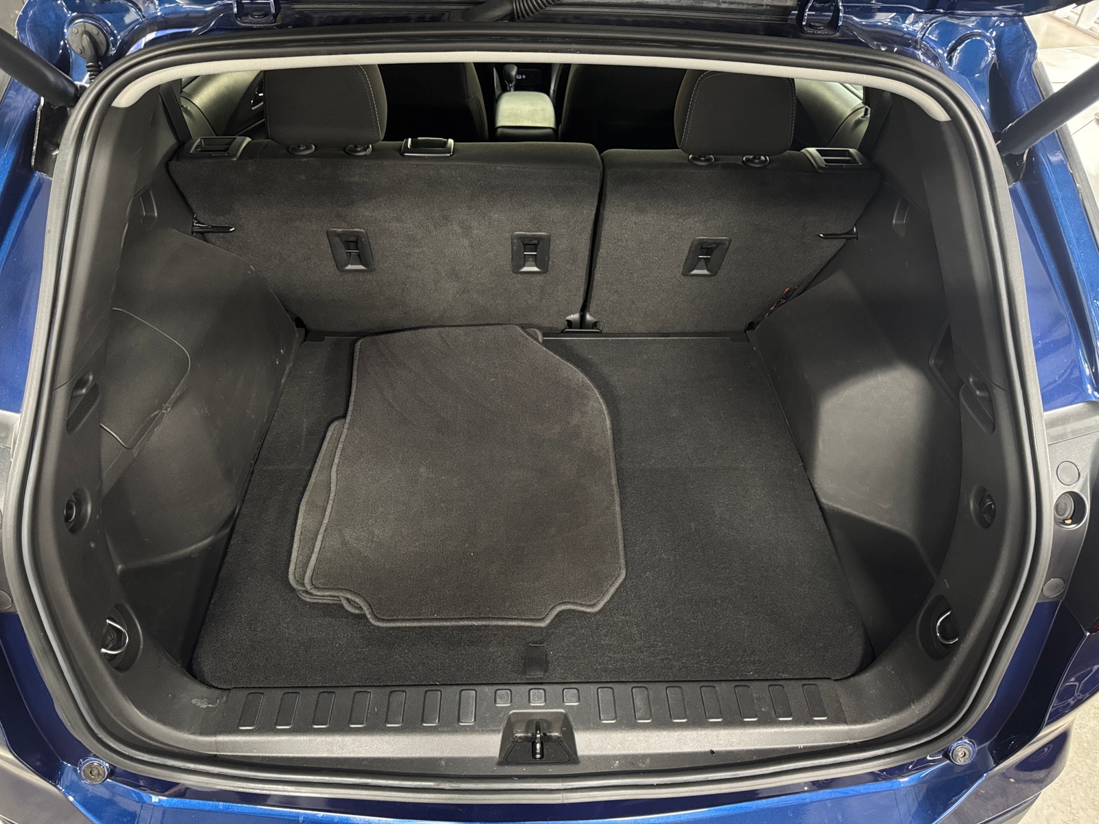 Thumbnail: 2022 Chevrolet Equinox - 7