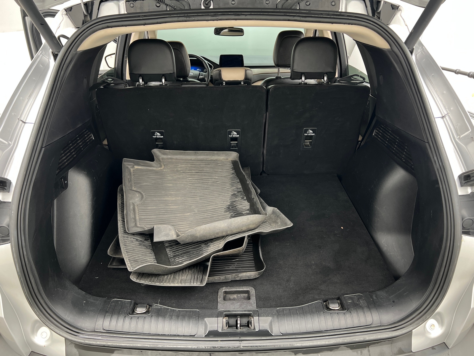 Thumbnail: 2020 Ford Escape - 6