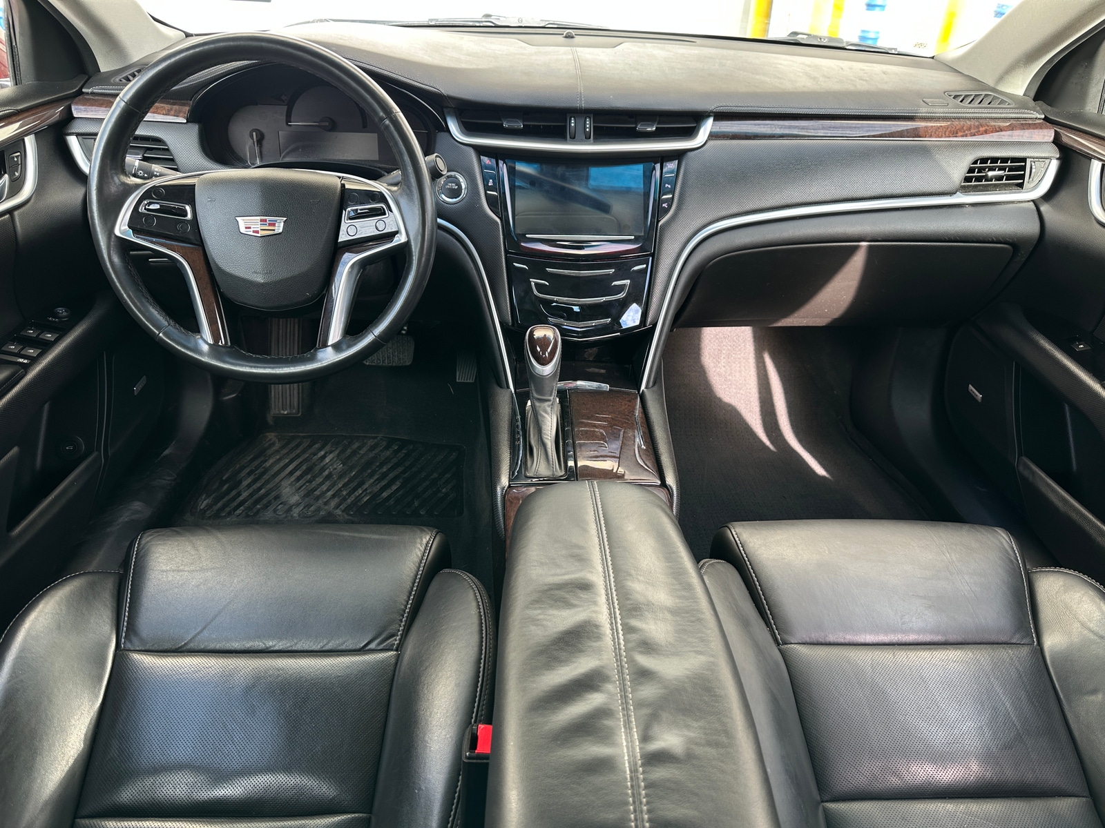 Thumbnail: 2016 Cadillac XTS - 2