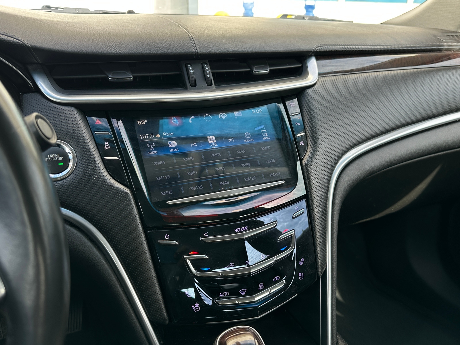 Thumbnail: 2016 Cadillac XTS - 3