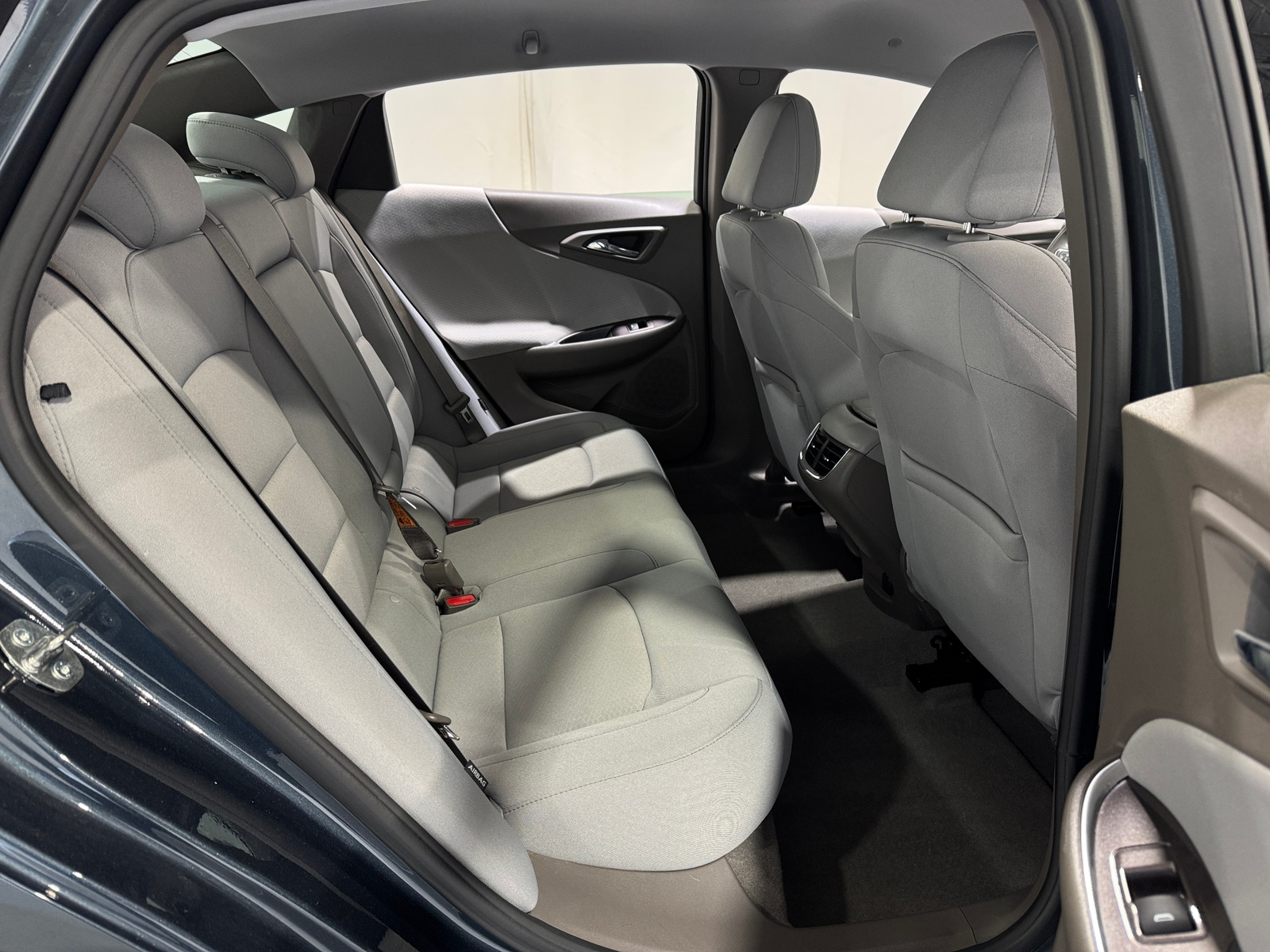 Thumbnail: 2021 Chevrolet Malibu - 6