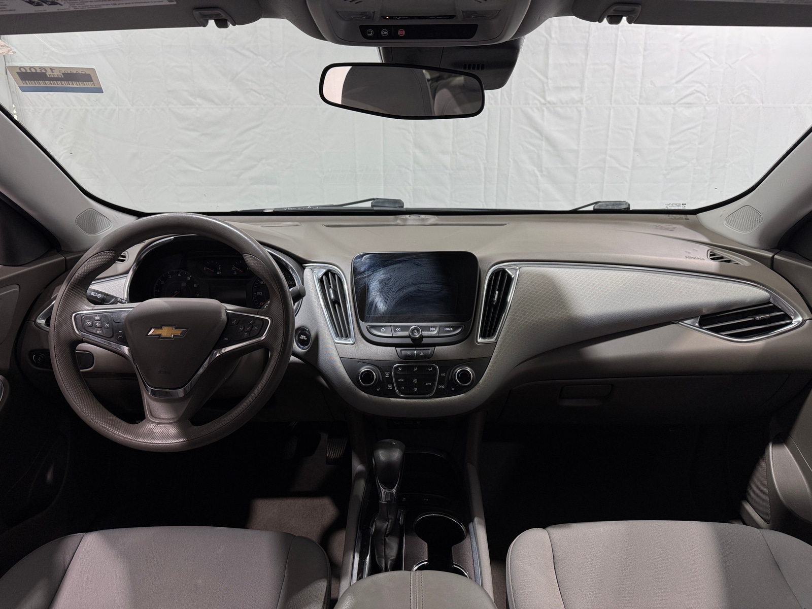 Thumbnail: 2021 Chevrolet Malibu - 3