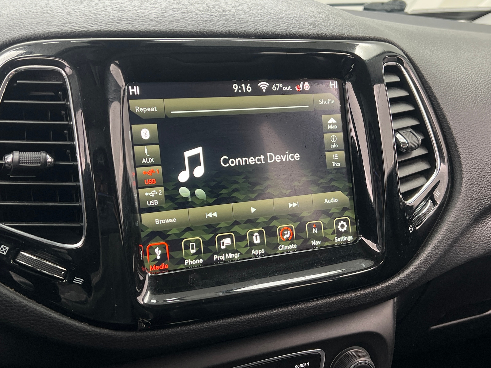 Thumbnail: 2018 Jeep Compass - 3