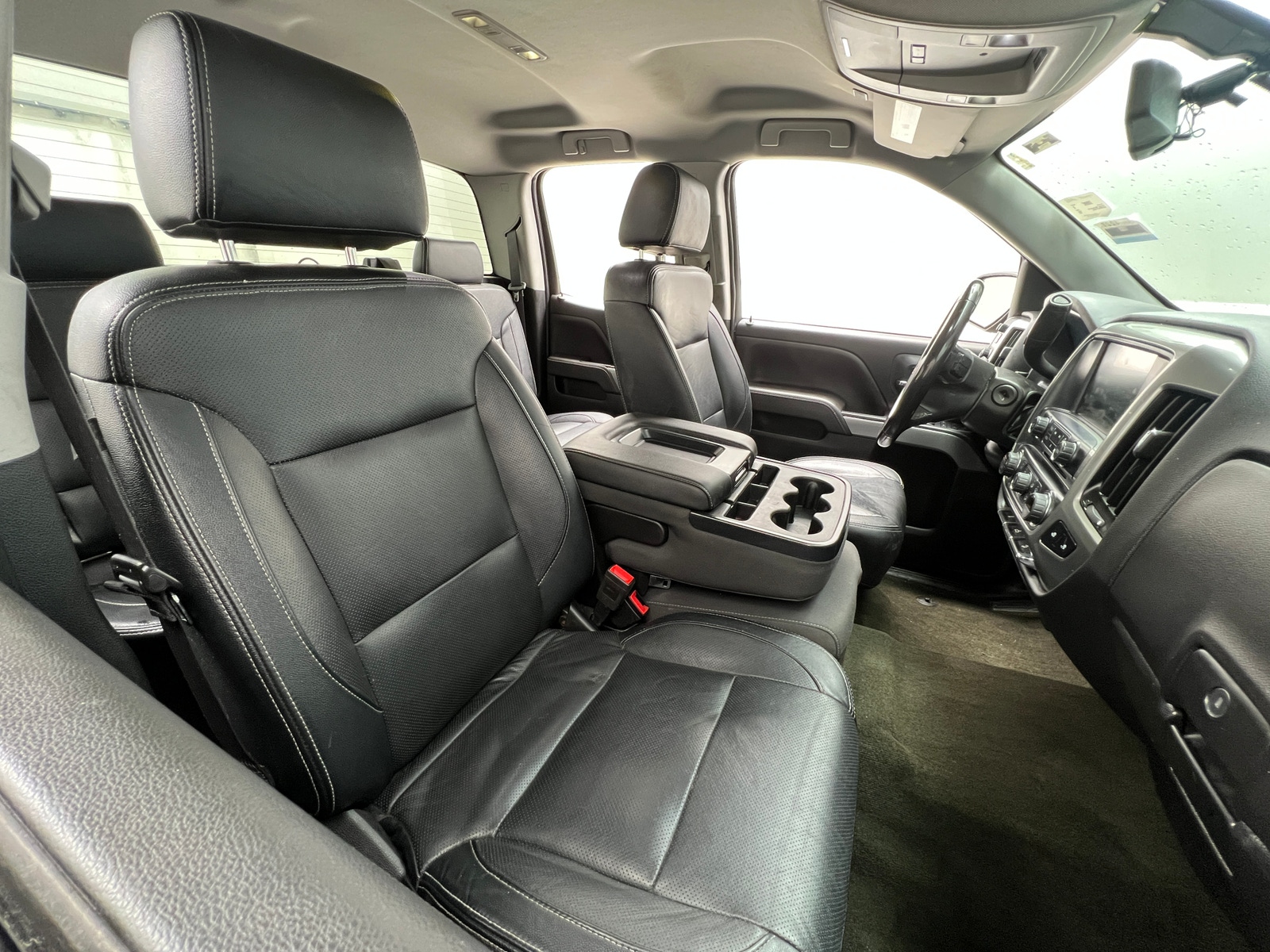 Thumbnail: 2018 Chevrolet Silverado 1500 - 2