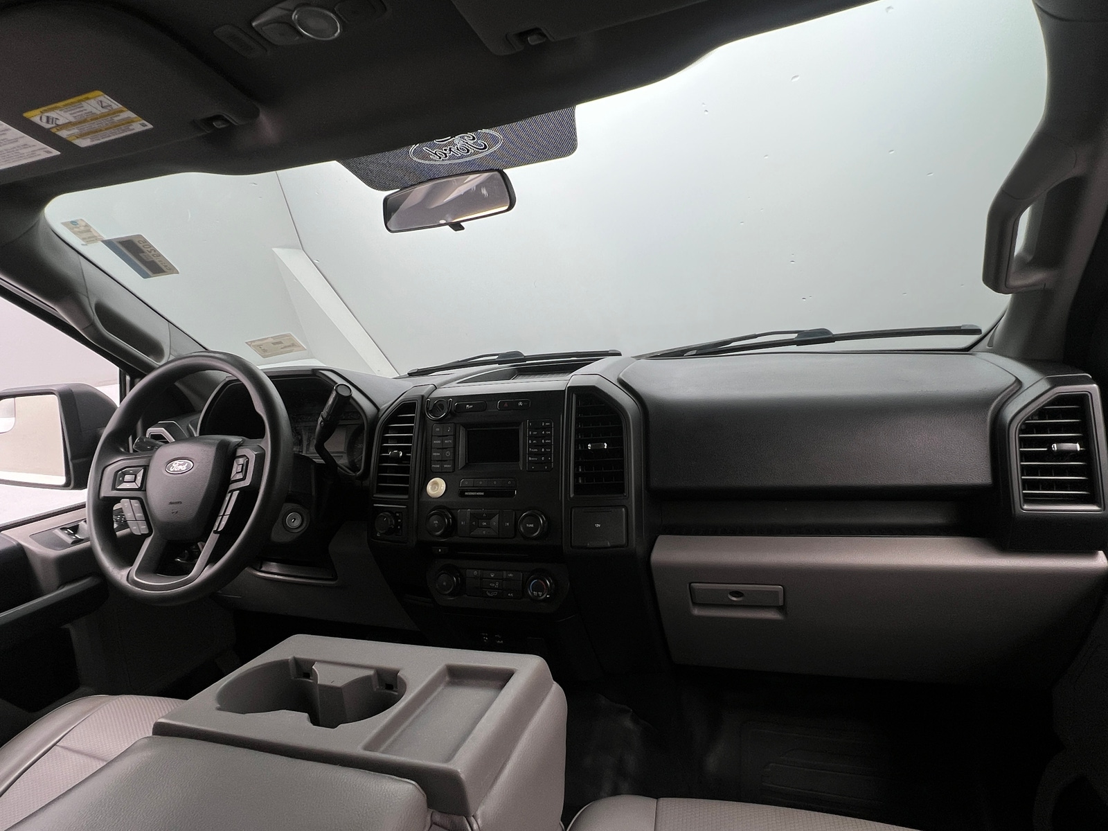 Thumbnail: 2015 Ford Econoline - 3