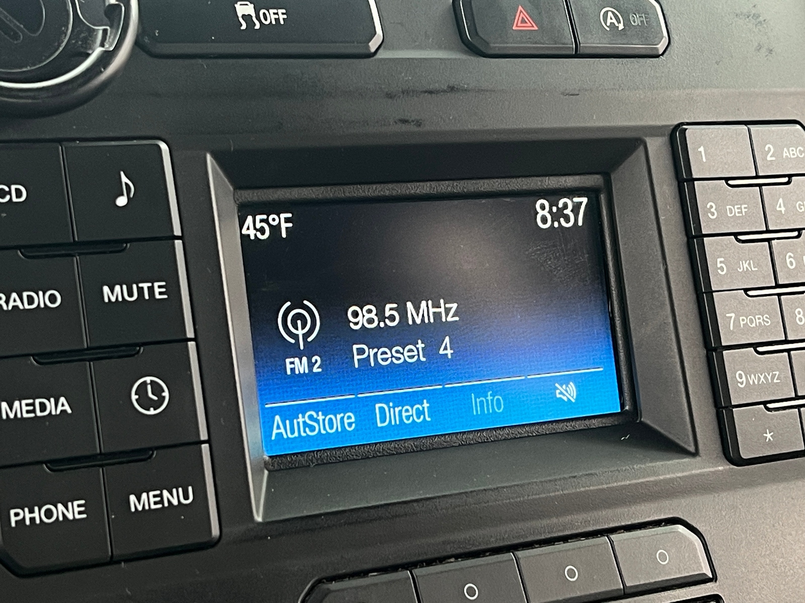 Thumbnail: 2015 Ford Econoline - 4