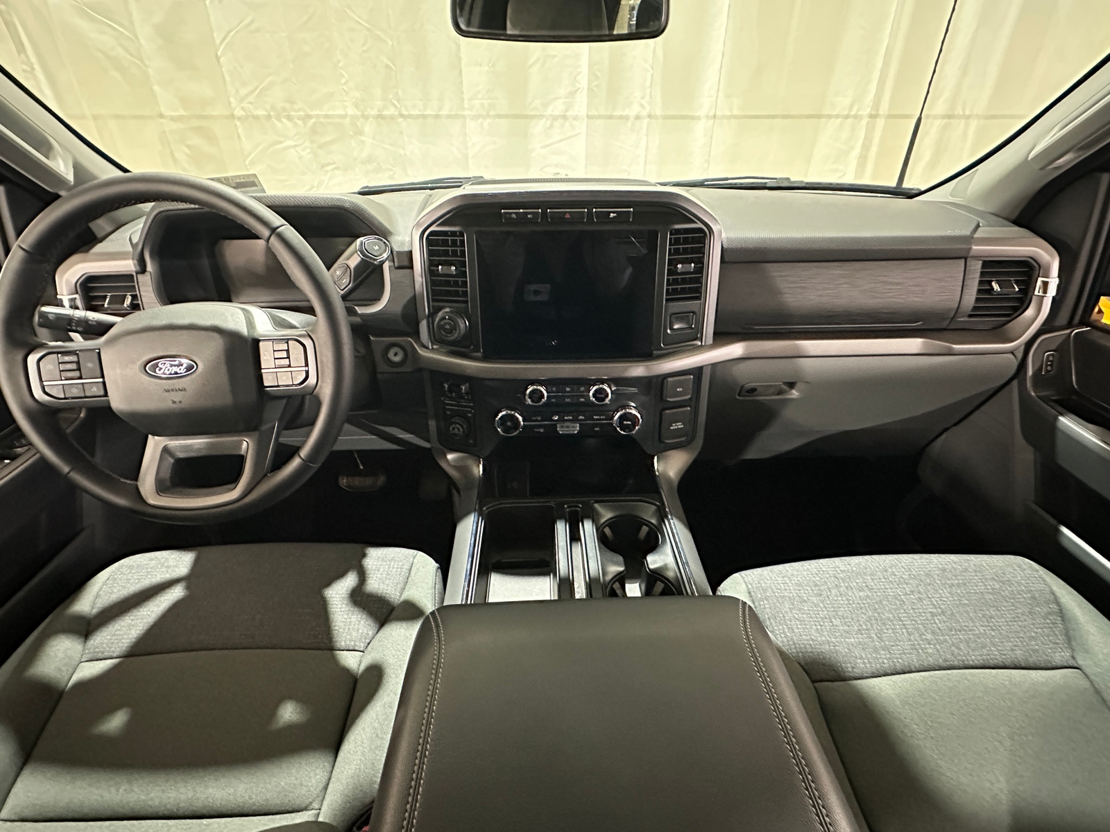 Thumbnail: 2024 Ford Econoline - 3