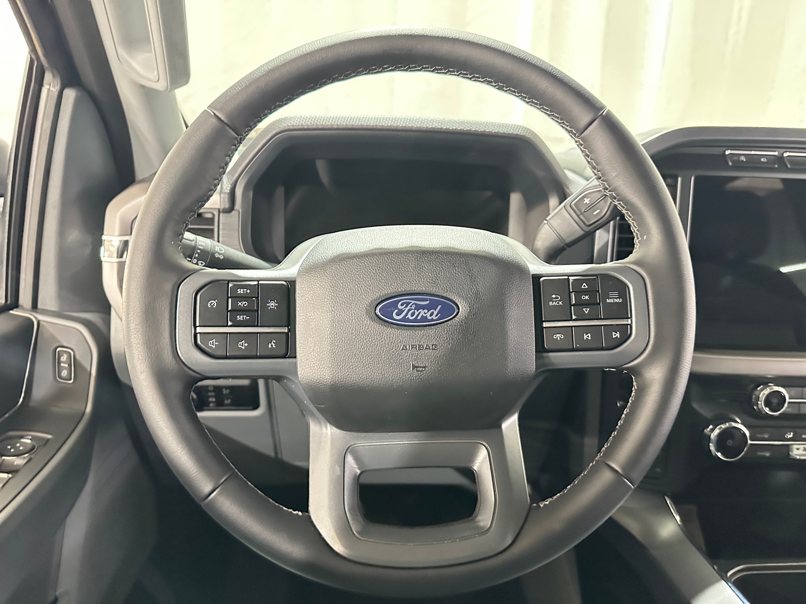 Thumbnail: 2024 Ford Econoline - 5