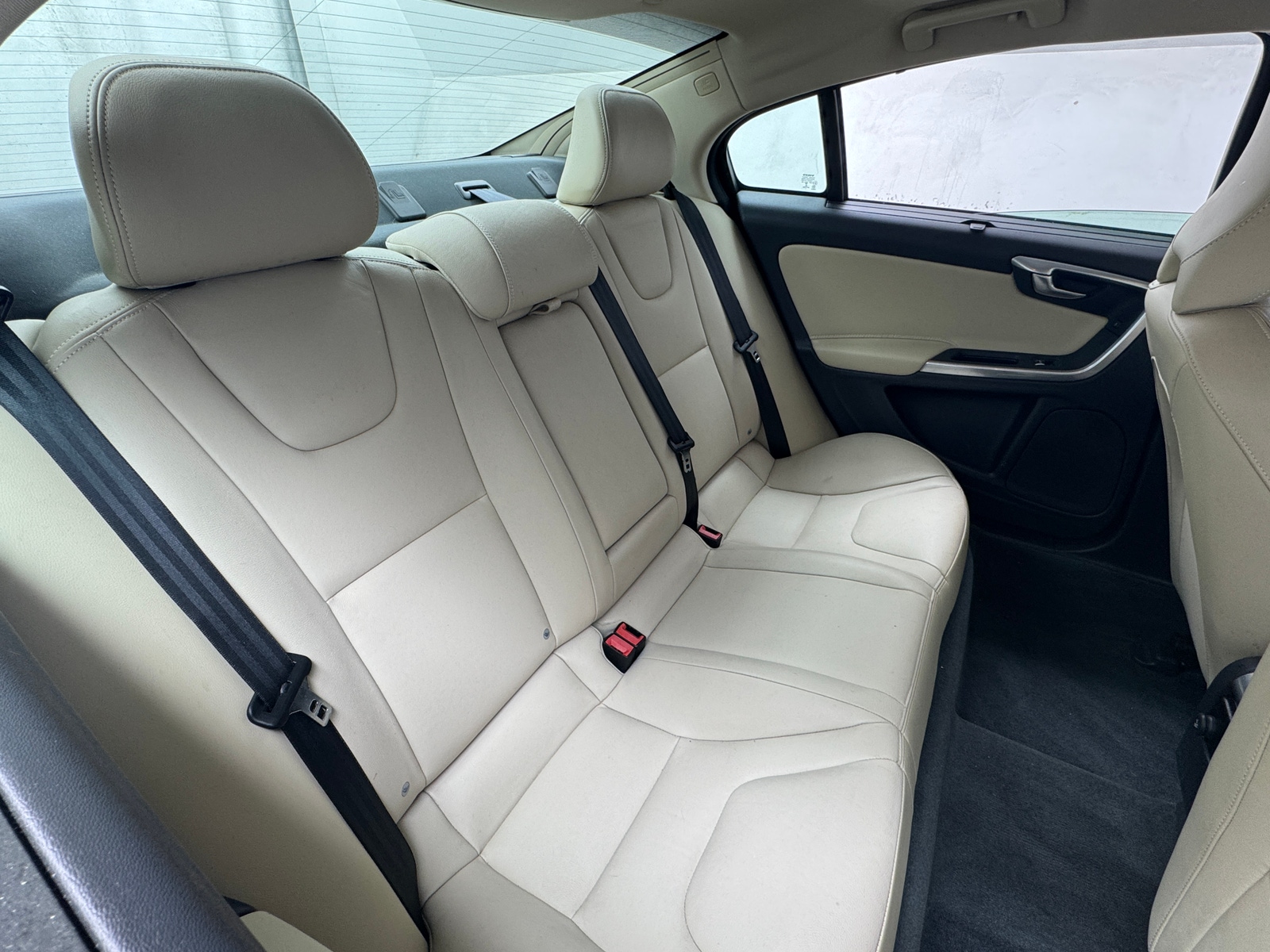 Thumbnail: 2018 Volvo S60 - 5