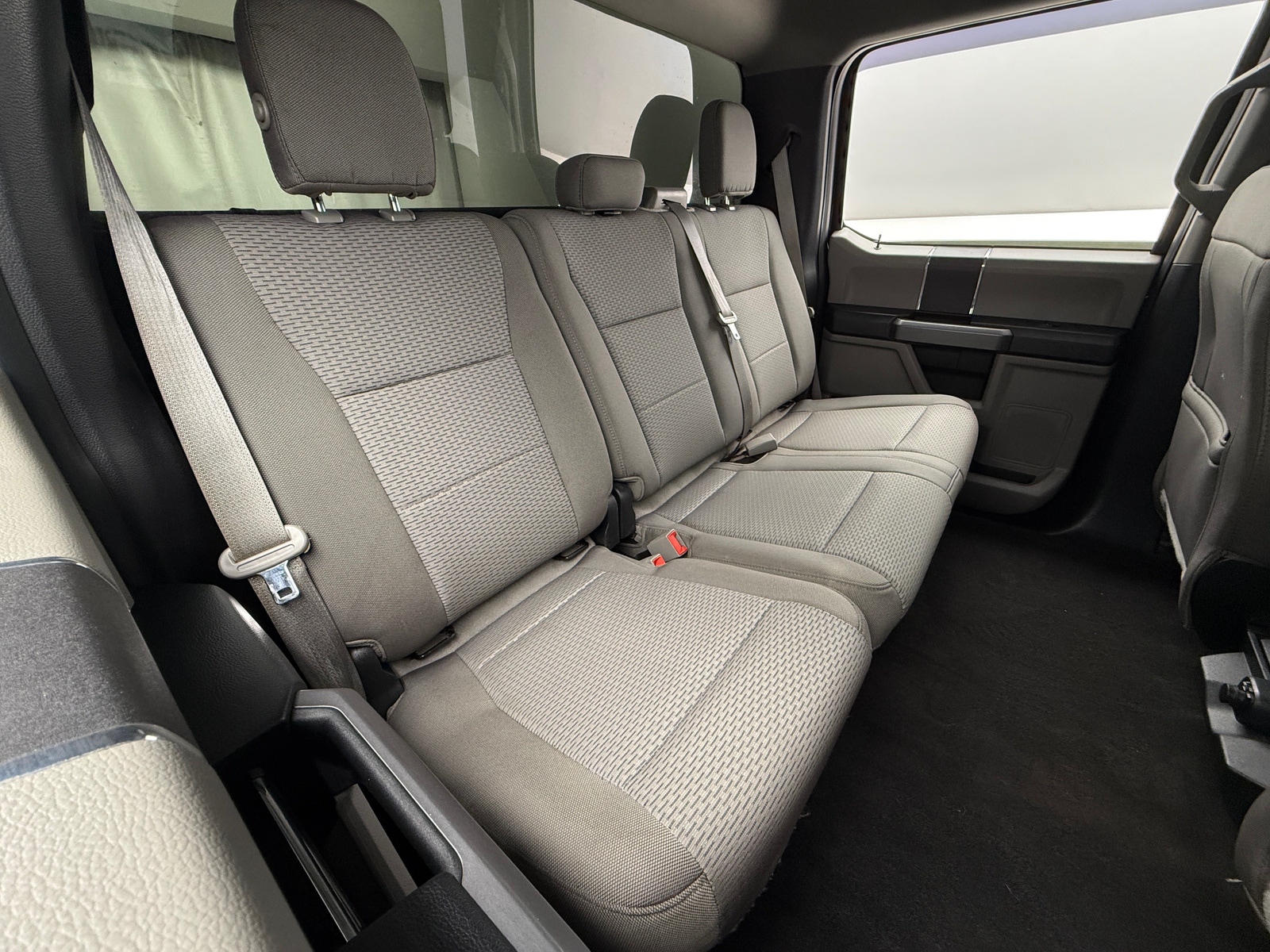 Thumbnail: 2018 Ford Econoline - 6