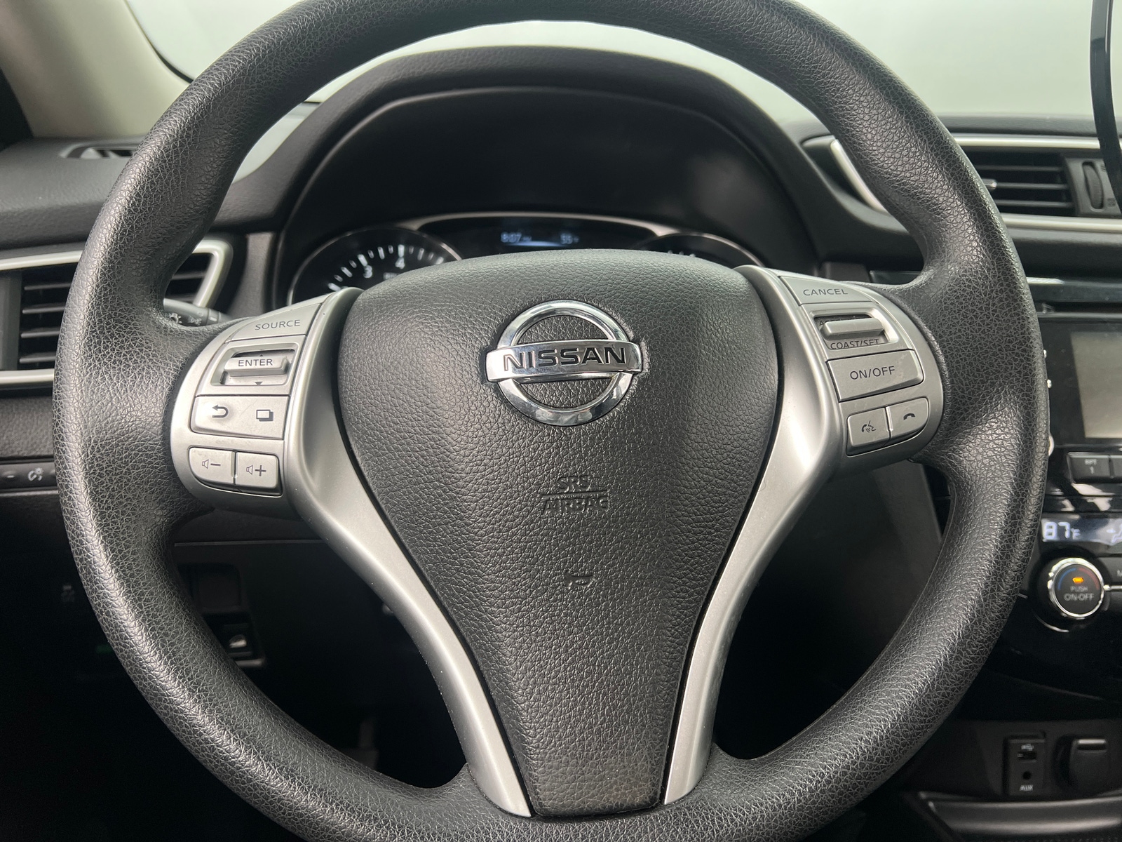 Thumbnail: 2016 Nissan Rogue - 5