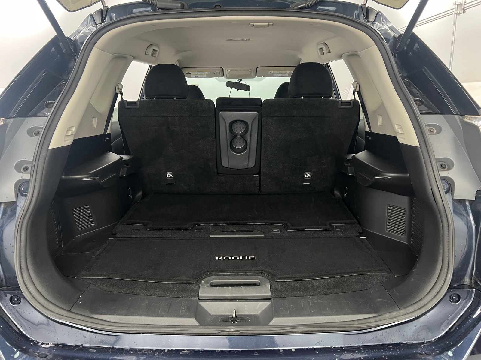 Thumbnail: 2016 Nissan Rogue - 7