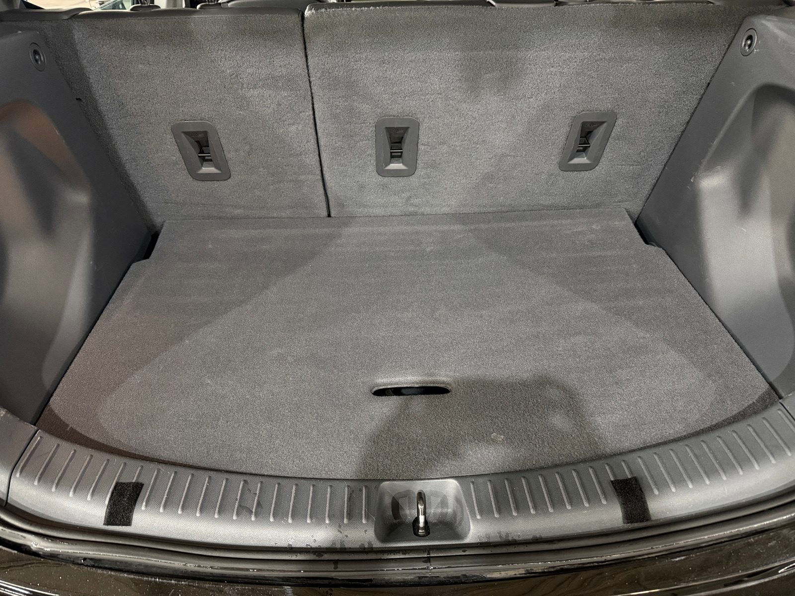 Thumbnail: 2019 Chevrolet Bolt EV - 6