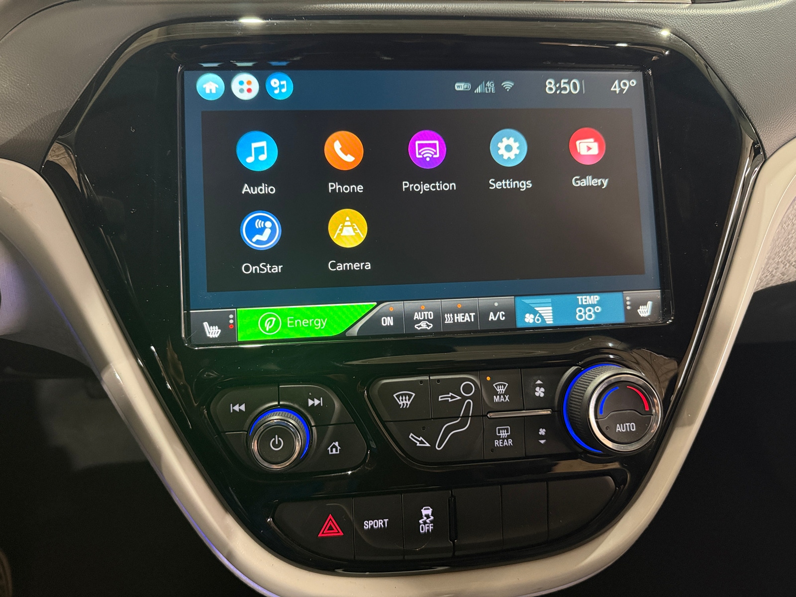 Thumbnail: 2019 Chevrolet Bolt EV - 3