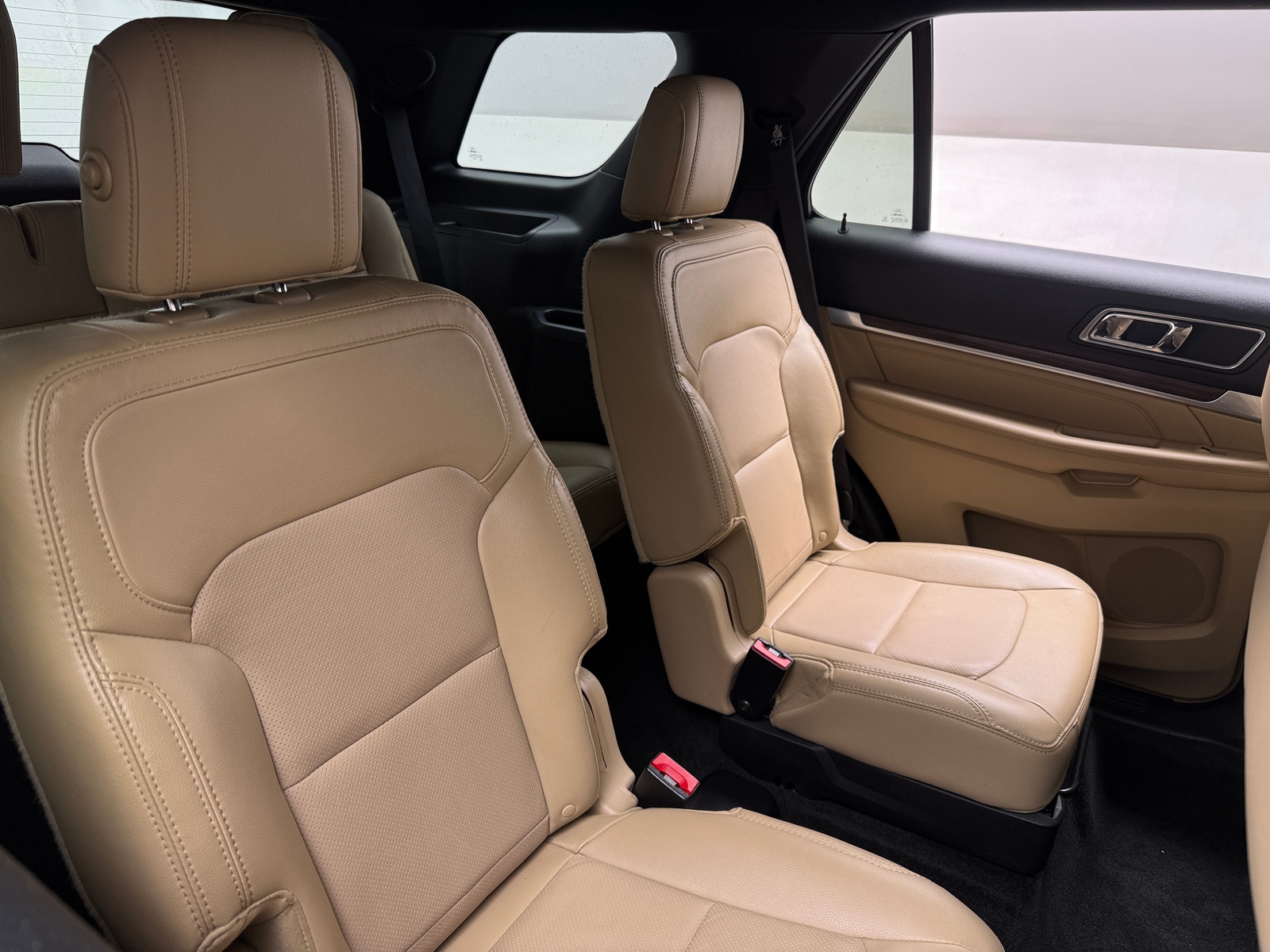 Thumbnail: 2017 Ford Explorer - 5