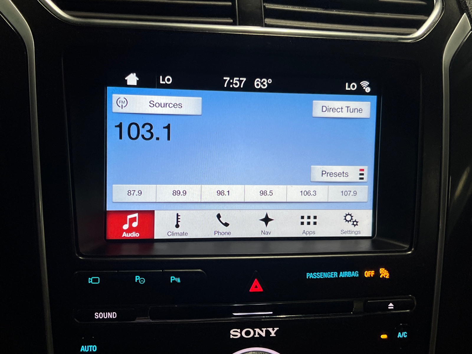 Thumbnail: 2017 Ford Explorer - 3