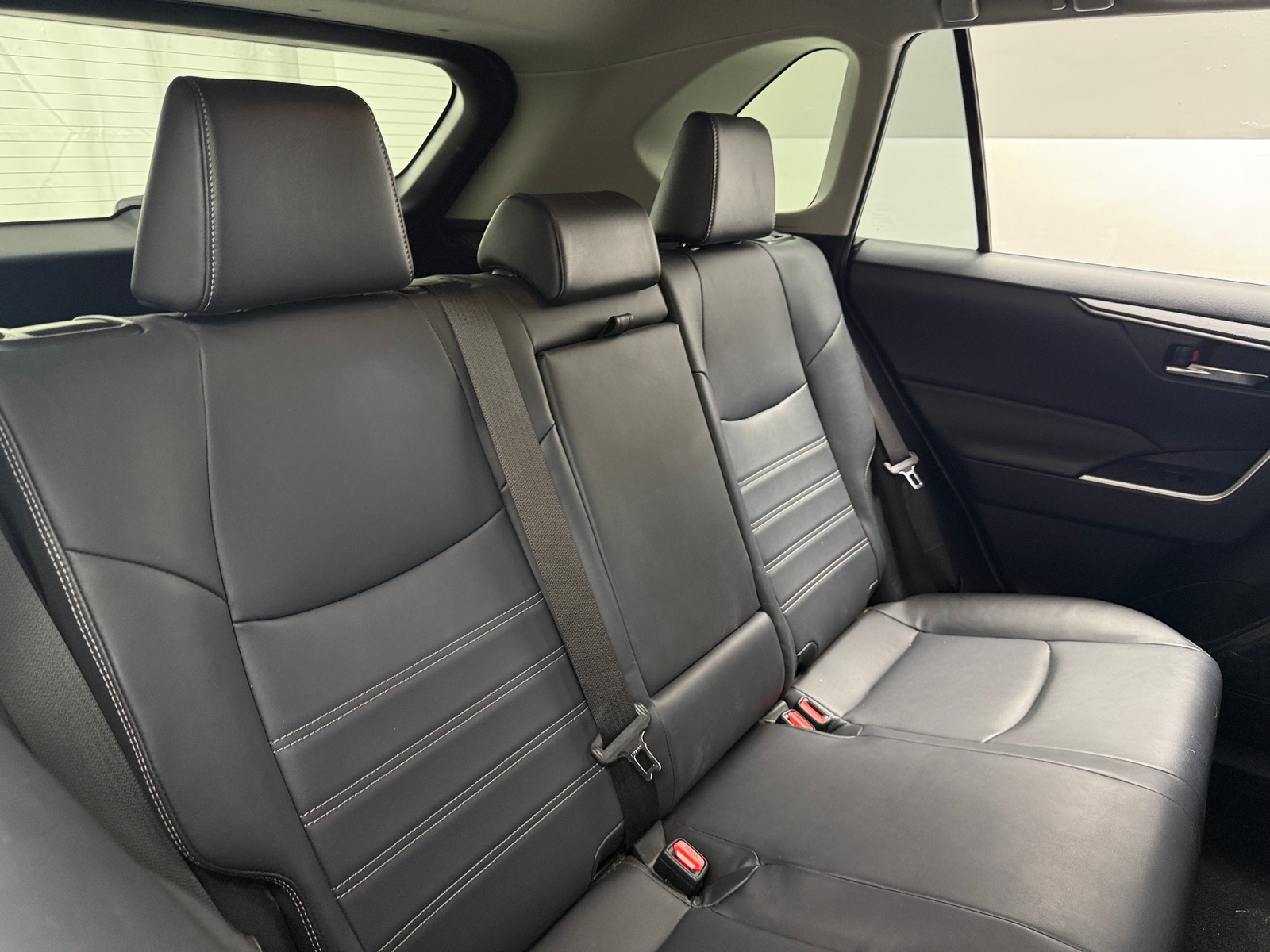 Thumbnail: 2019 Toyota RAV4 - 5