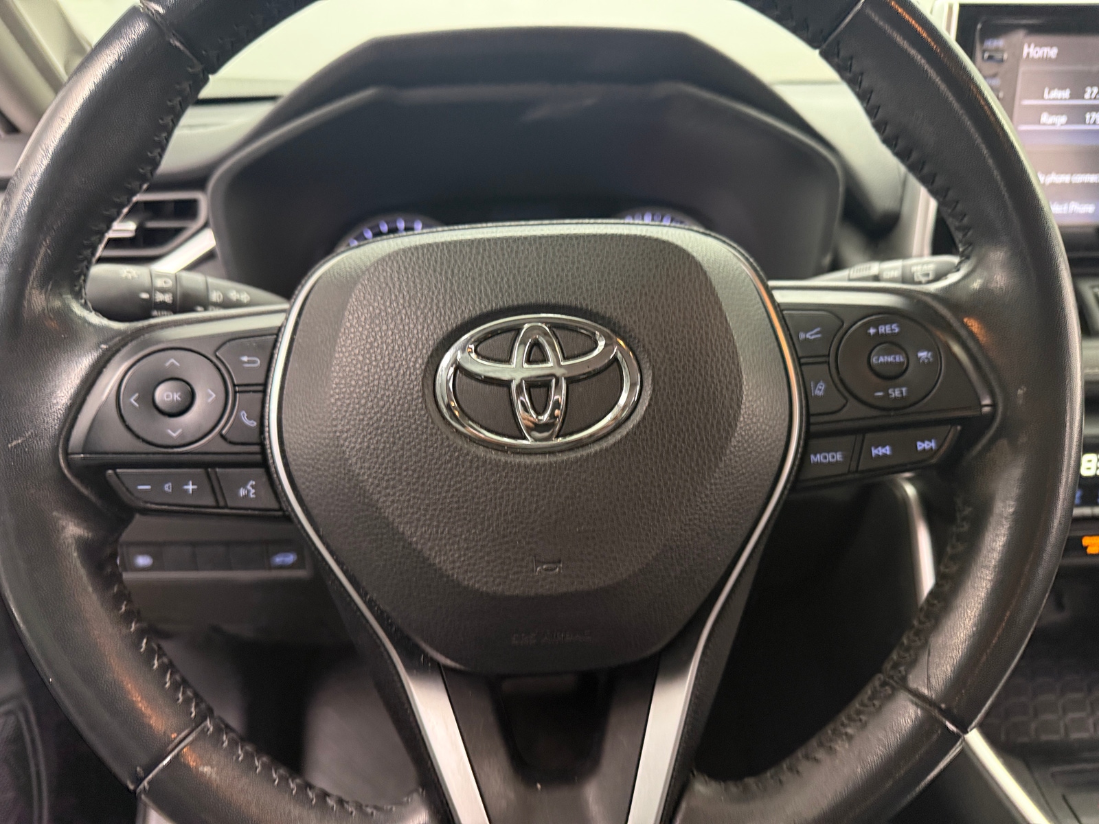 Thumbnail: 2019 Toyota RAV4 - 4