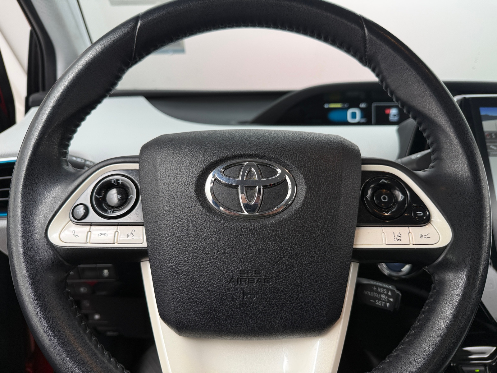 Thumbnail: 2018 Toyota Prius Prime - 4