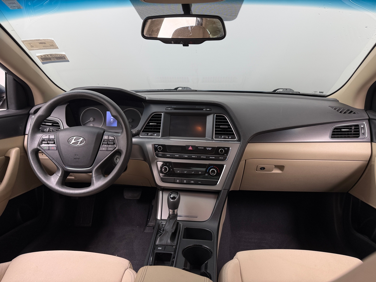 Thumbnail: 2016 Hyundai Sonata - 3