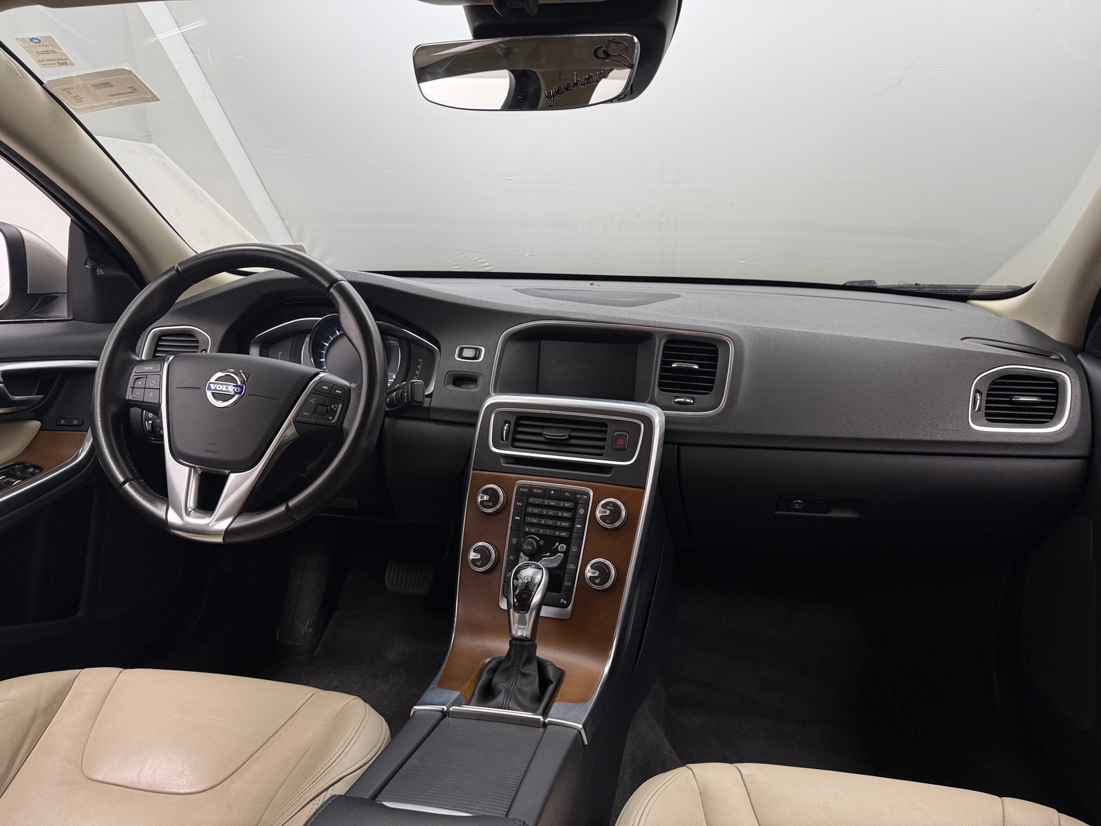 Thumbnail: 2016 Volvo S60 - 2