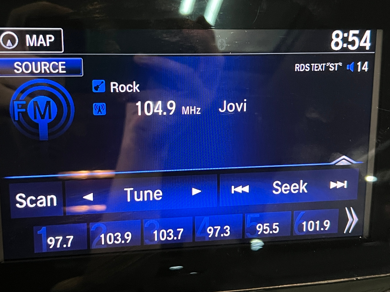 Thumbnail: 2016 Honda Pilot - 3