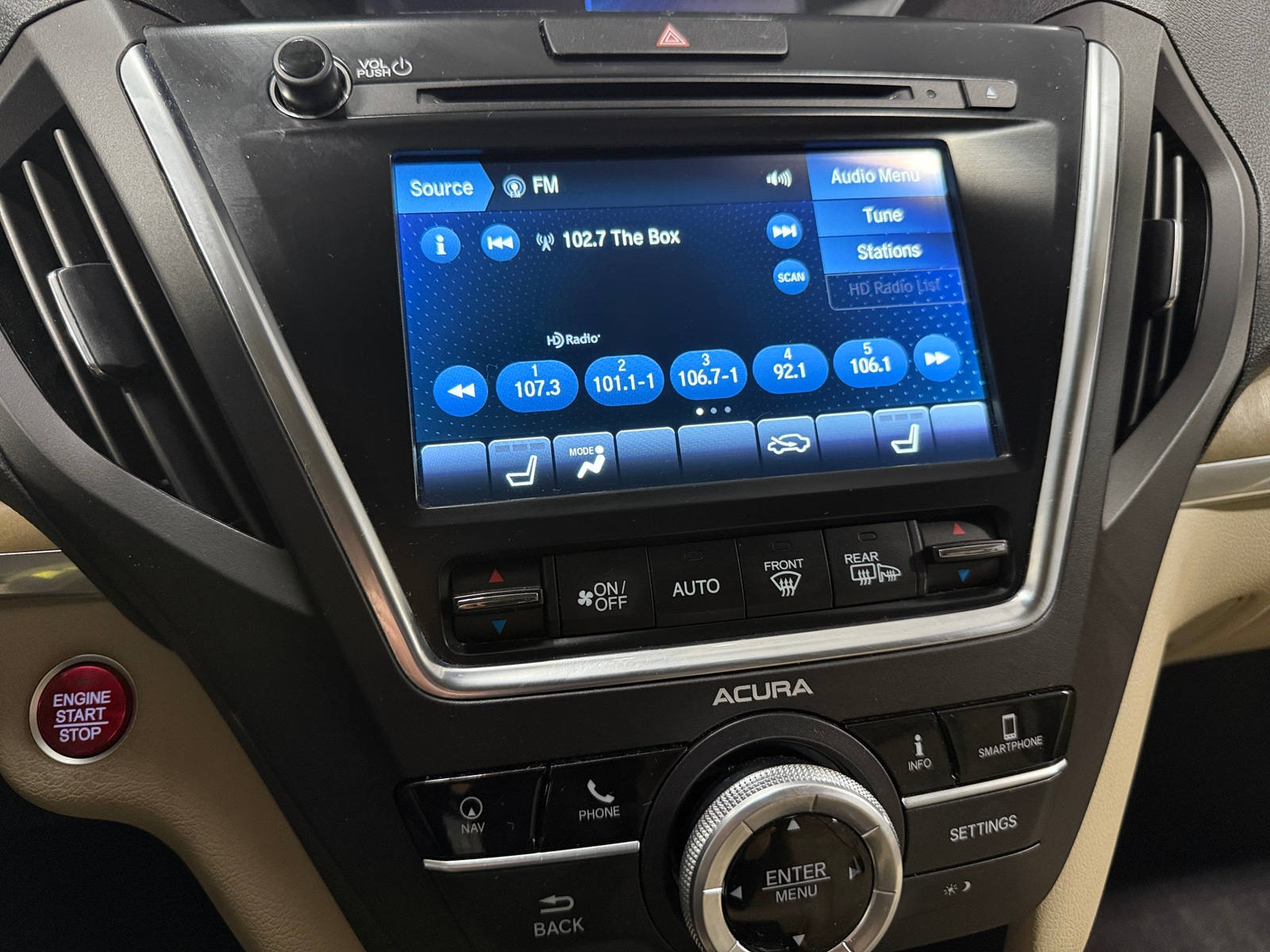 Thumbnail: 2020 Acura MDX - 3