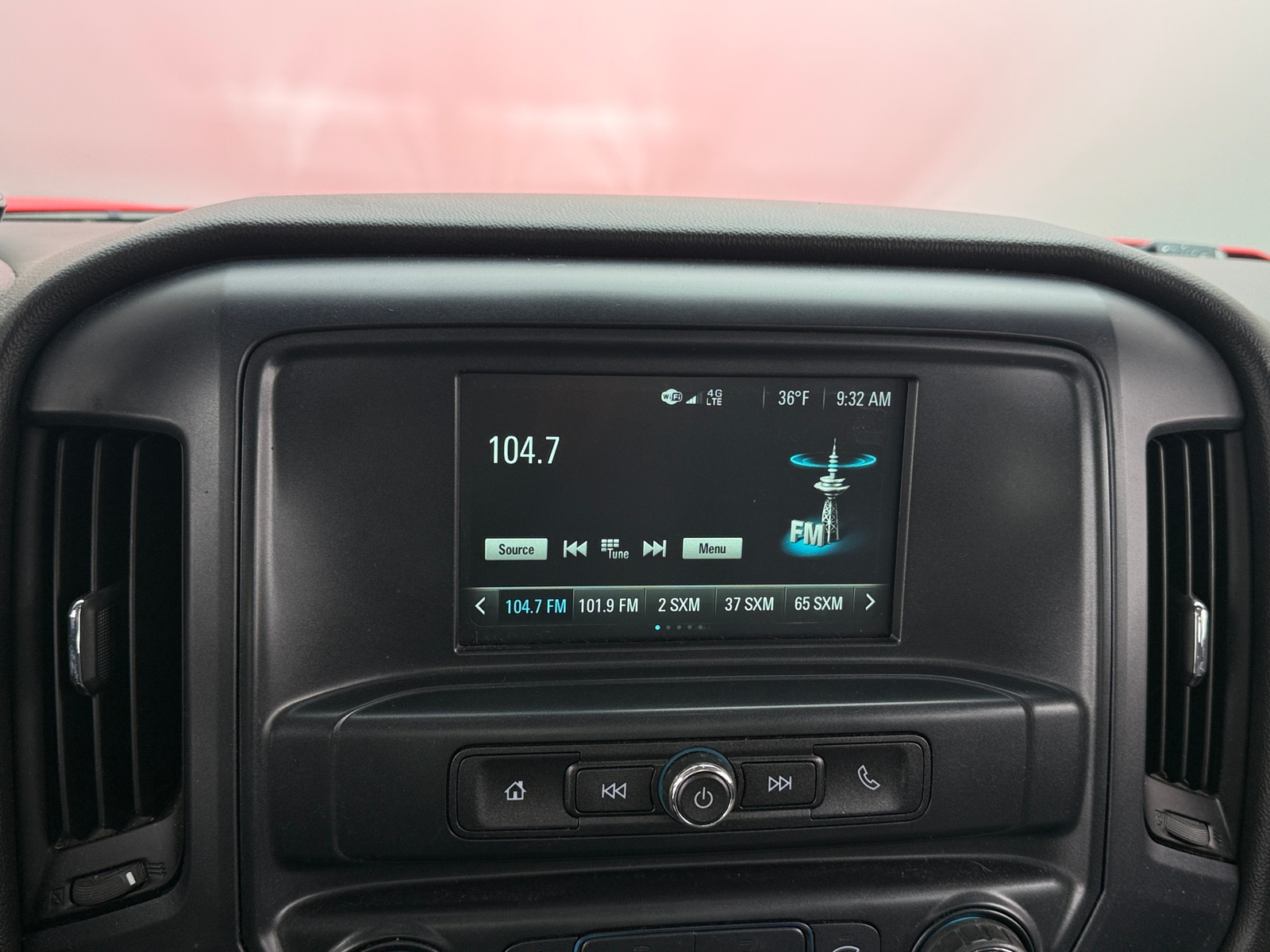 Thumbnail: 2018 Chevrolet Silverado 1500 - 4