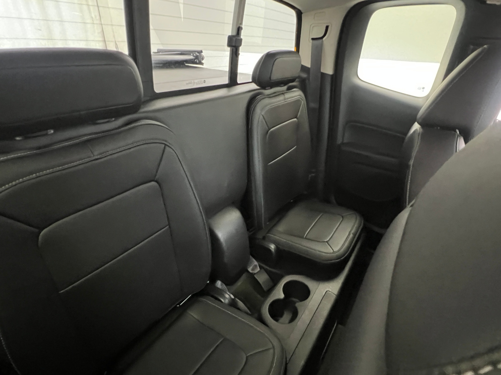 Thumbnail: 2015 GMC Canyon - 5