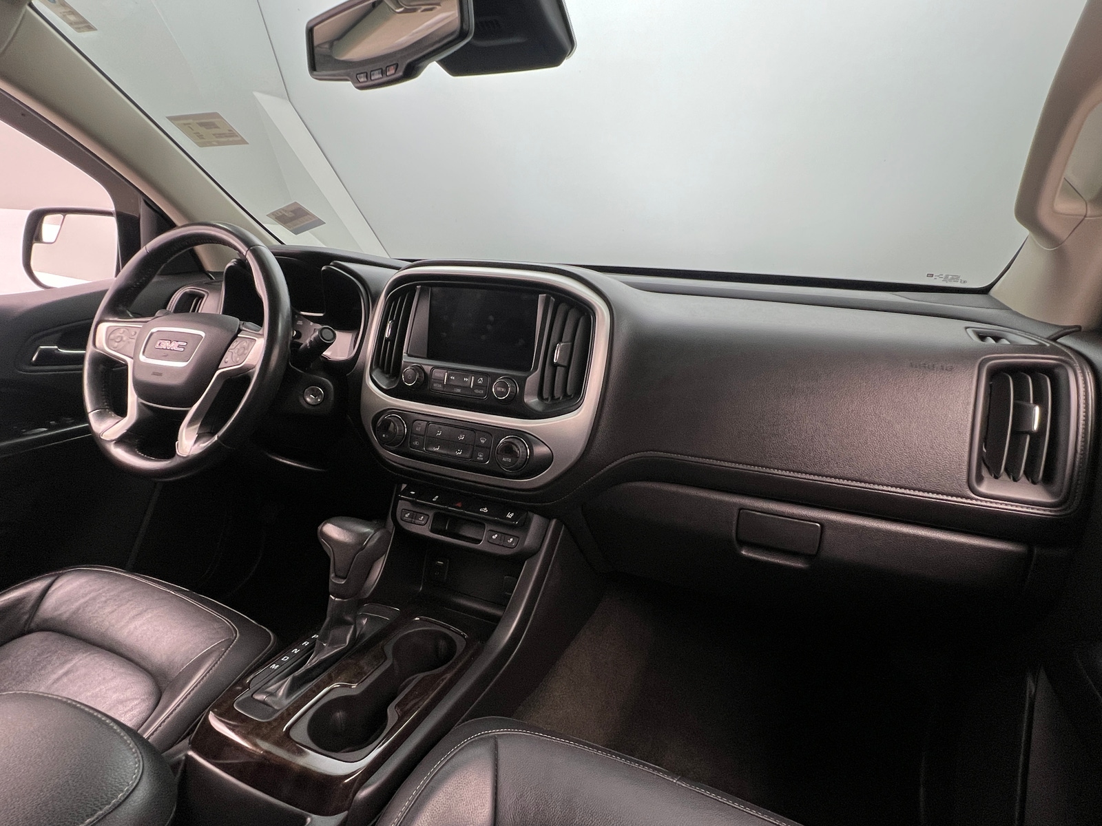 Thumbnail: 2015 GMC Canyon - 2