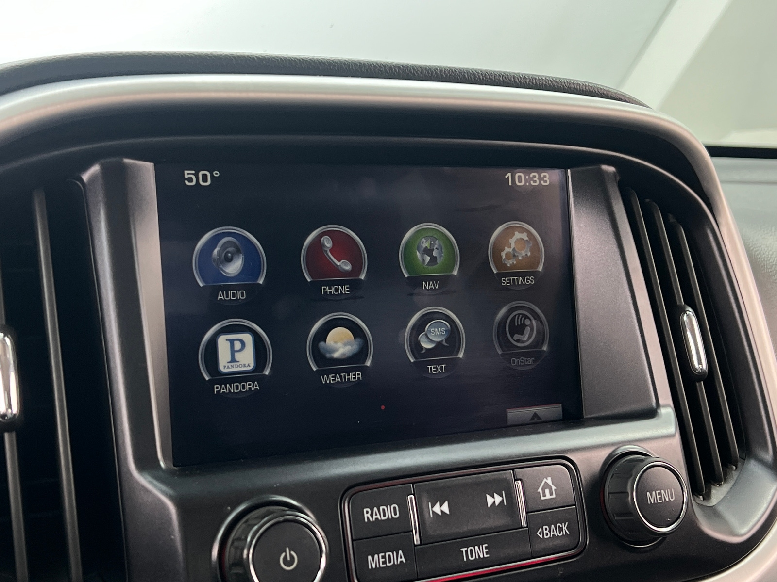 Thumbnail: 2015 GMC Canyon - 3