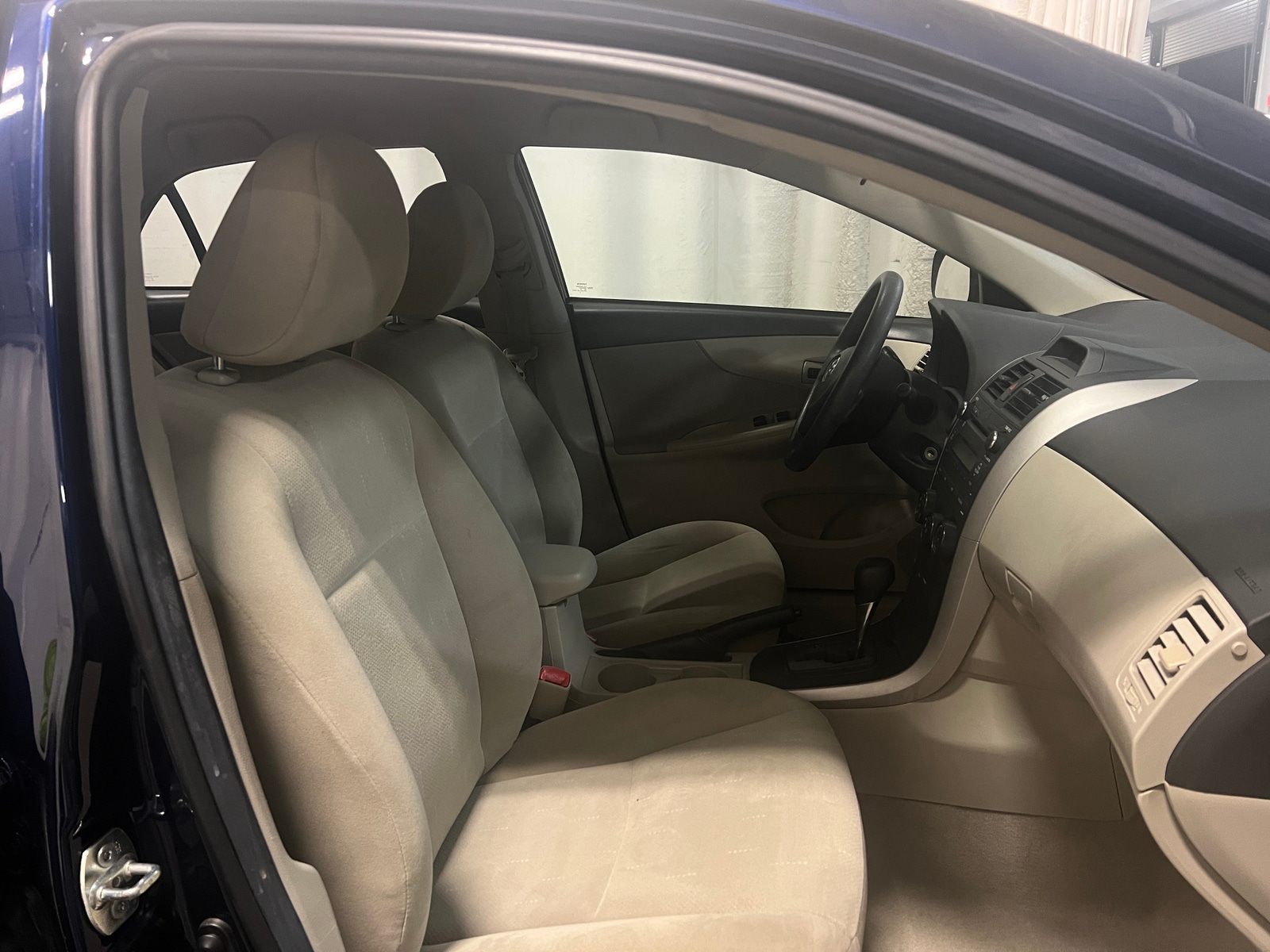 Thumbnail: 2012 Toyota Corolla - 2