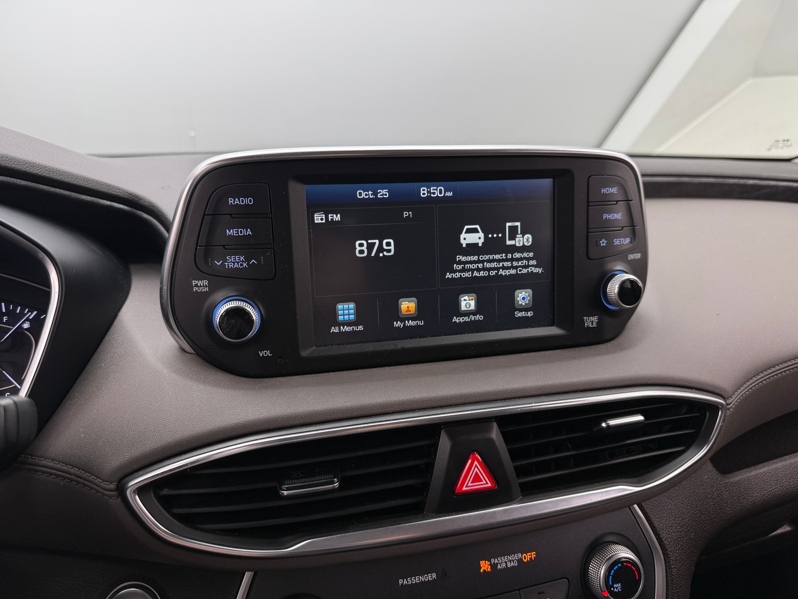 Thumbnail: 2019 Hyundai Santa Fe - 4