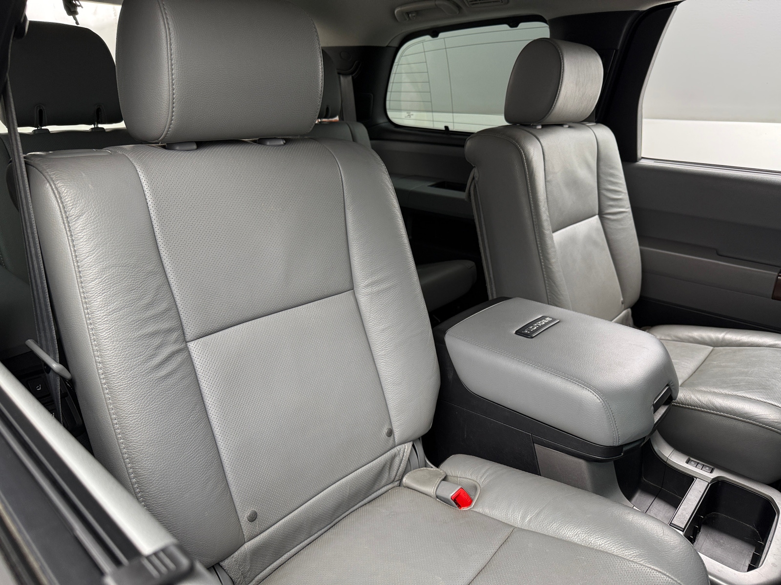 Thumbnail: 2017 Toyota Sequoia - 5