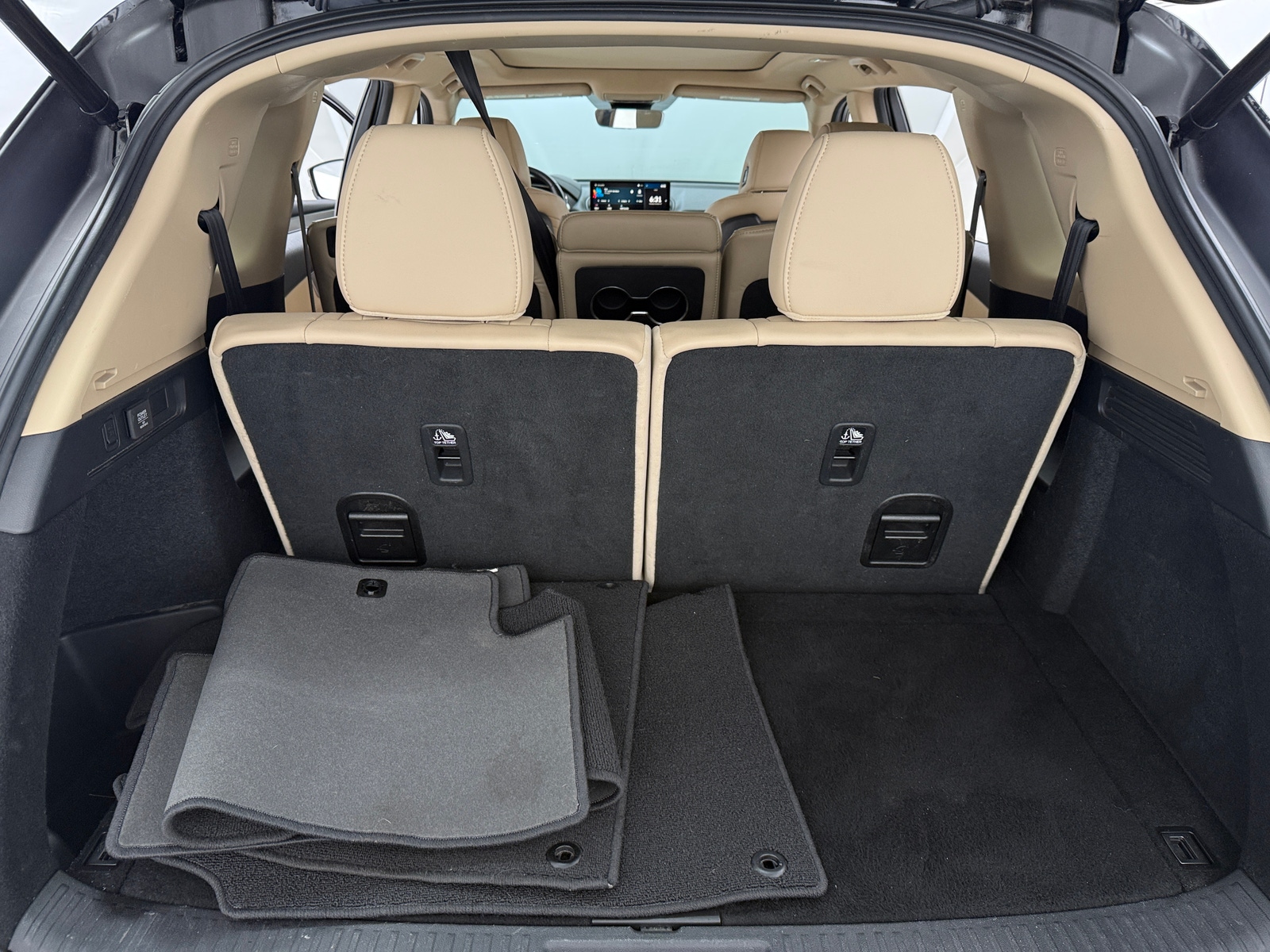 Thumbnail: 2023 Acura MDX - 6