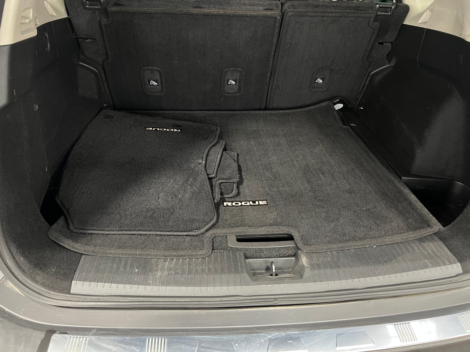 Thumbnail: 2022 Nissan Rogue - 7