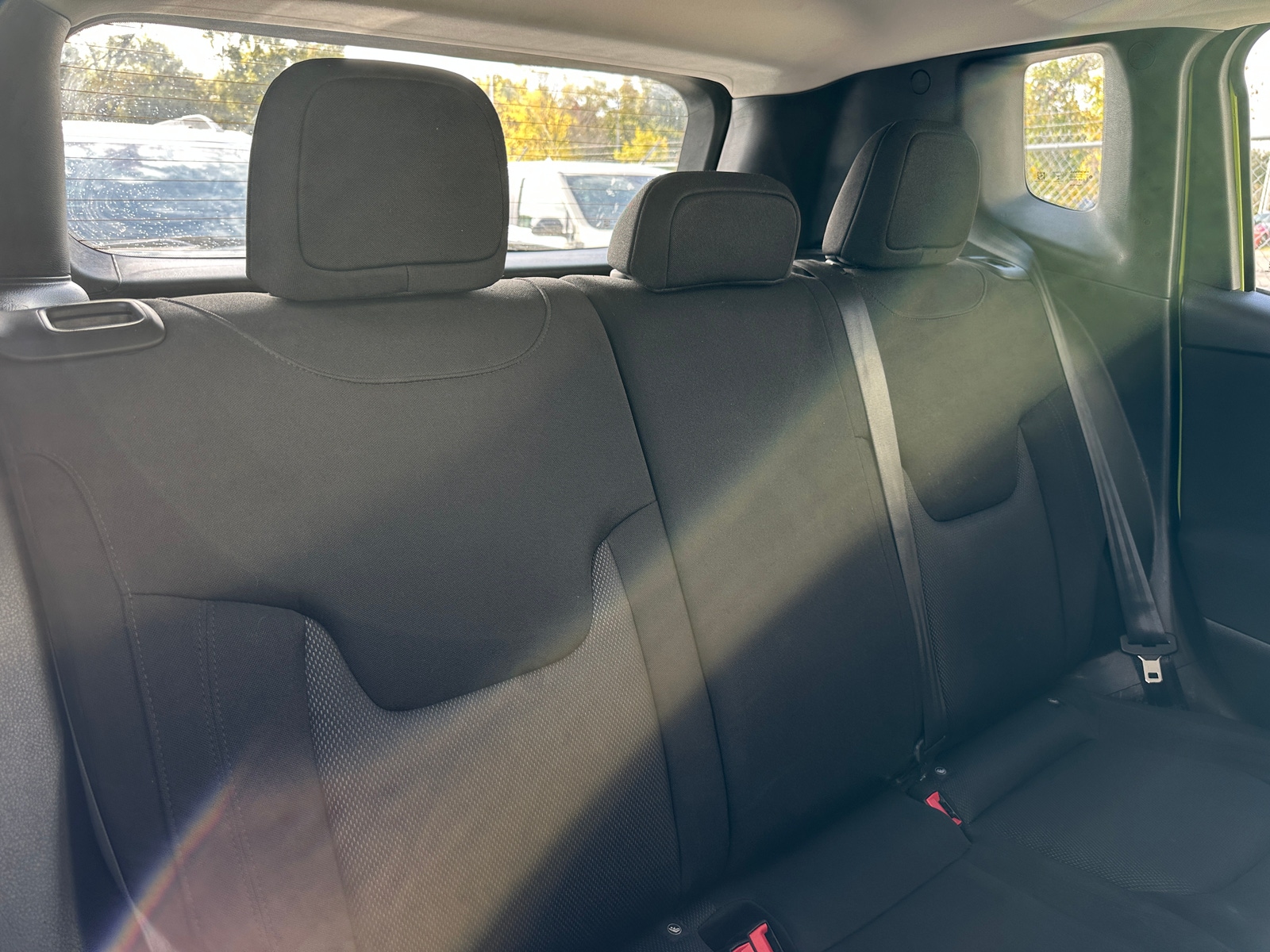 Thumbnail: 2018 Jeep Renegade - 6