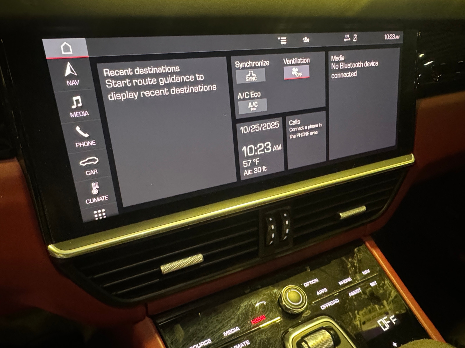 Thumbnail: 2020 Porsche Cayenne - 3