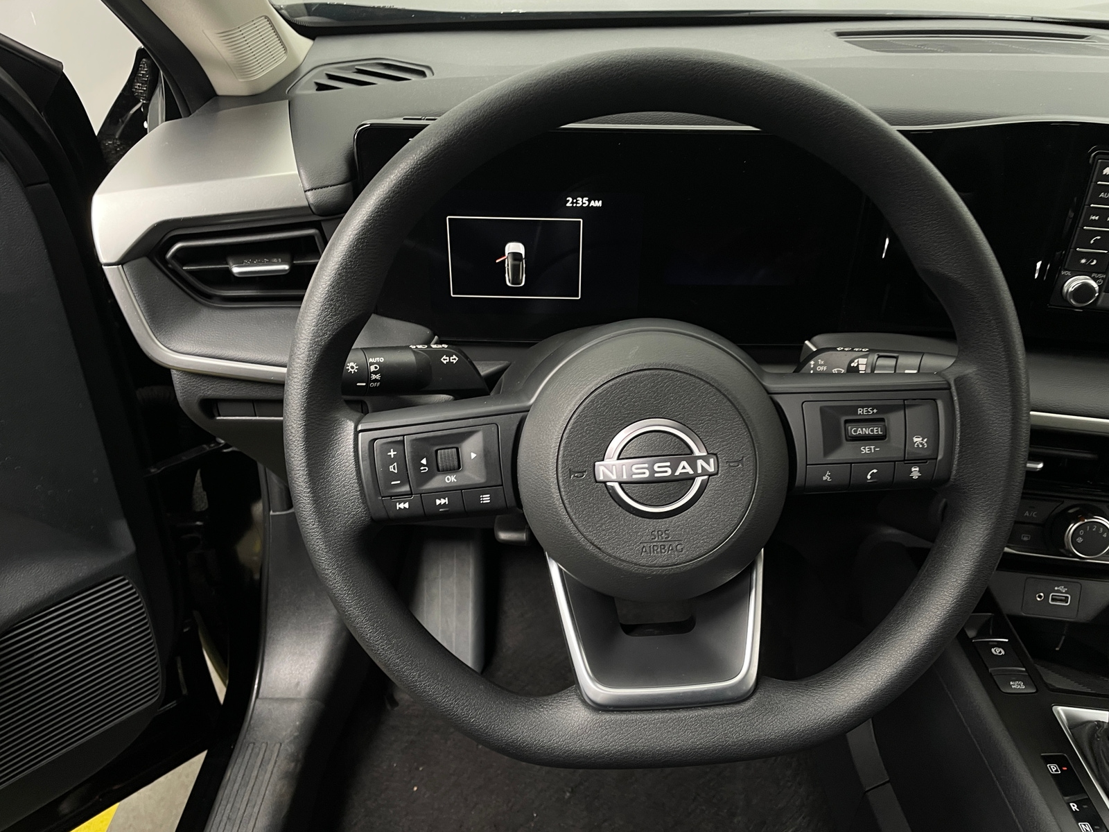 Thumbnail: 2025 Nissan Kicks - 5